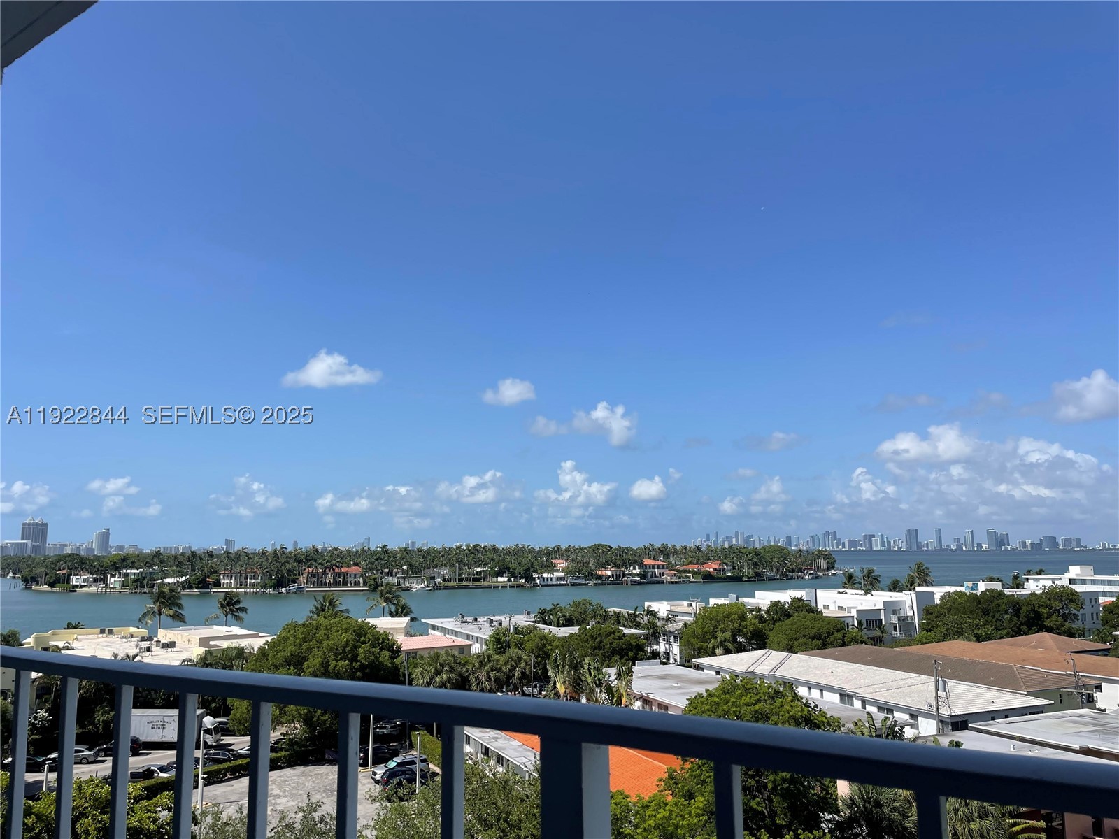 6900 Bay Dr #7A, Miami Beach FL 33141