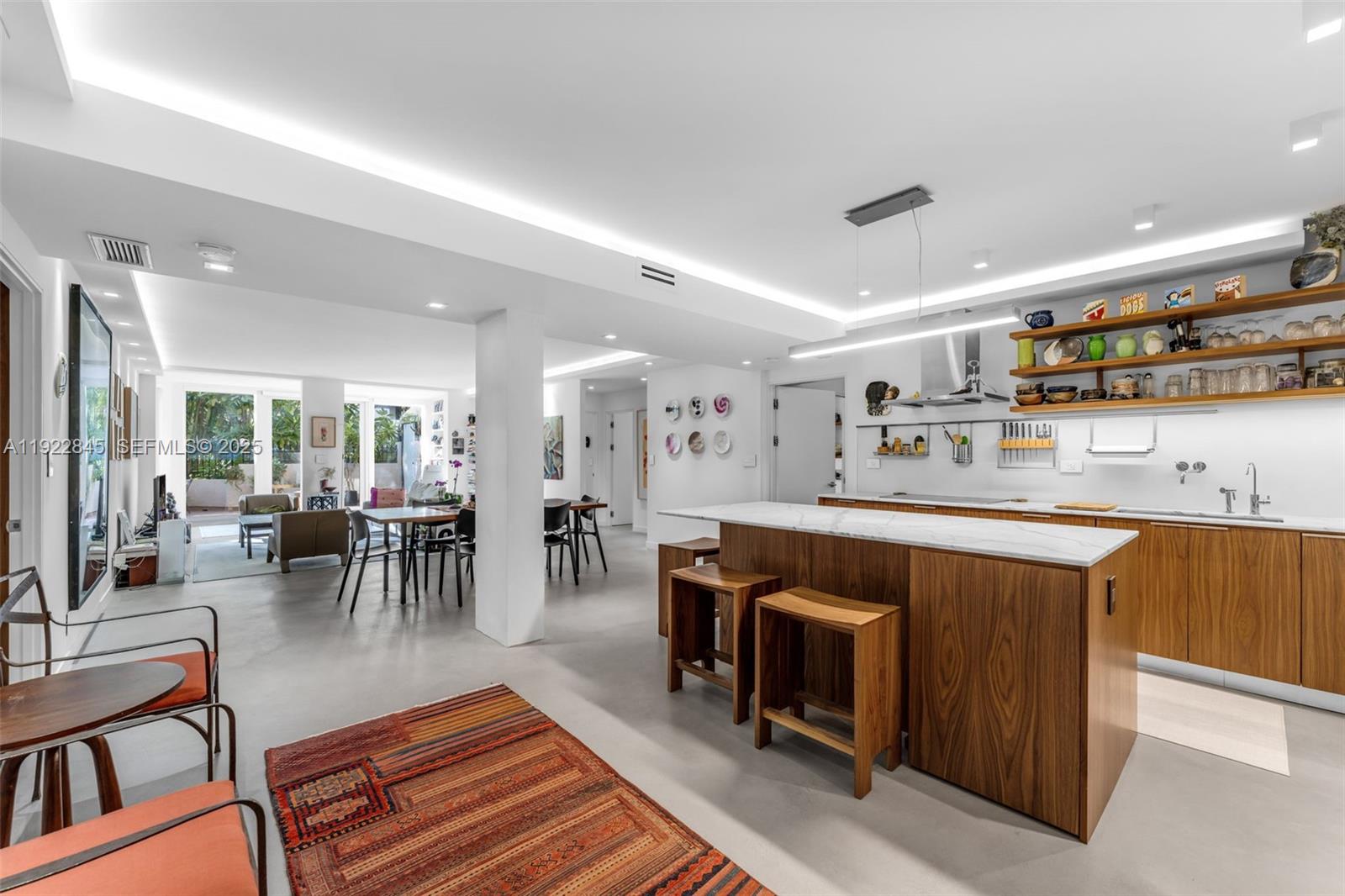 161 Crandon Blvd #125, Key Biscayne FL 33149