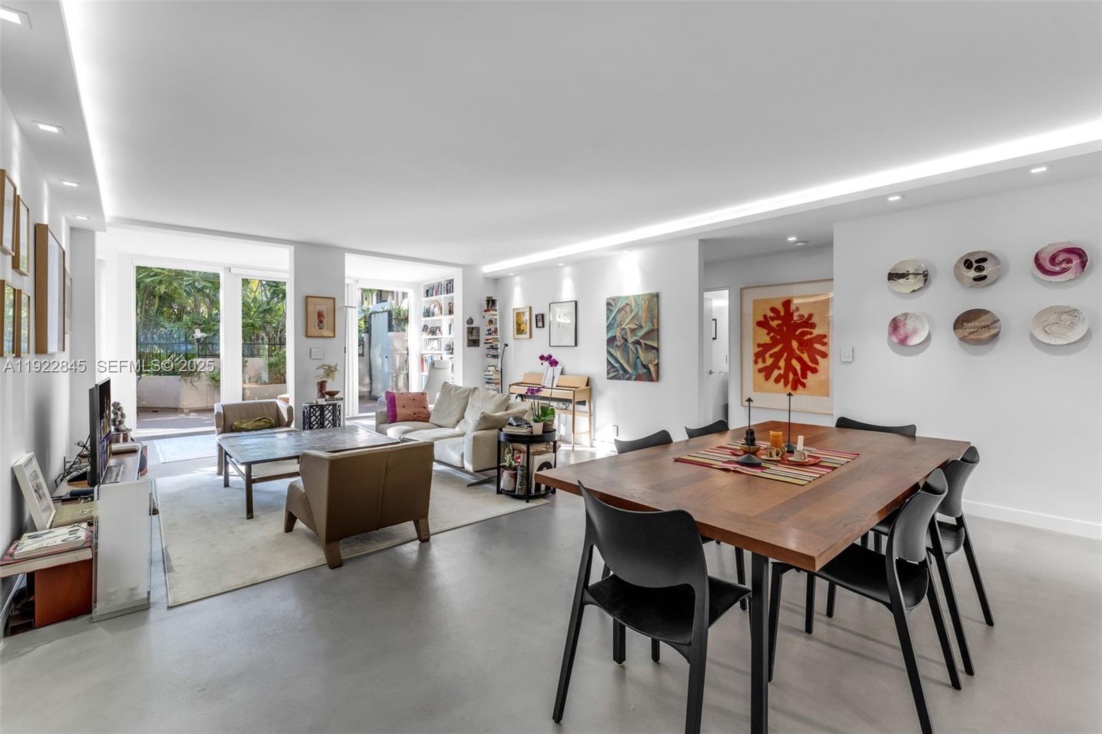 161 Crandon Blvd #125, Key Biscayne FL 33149