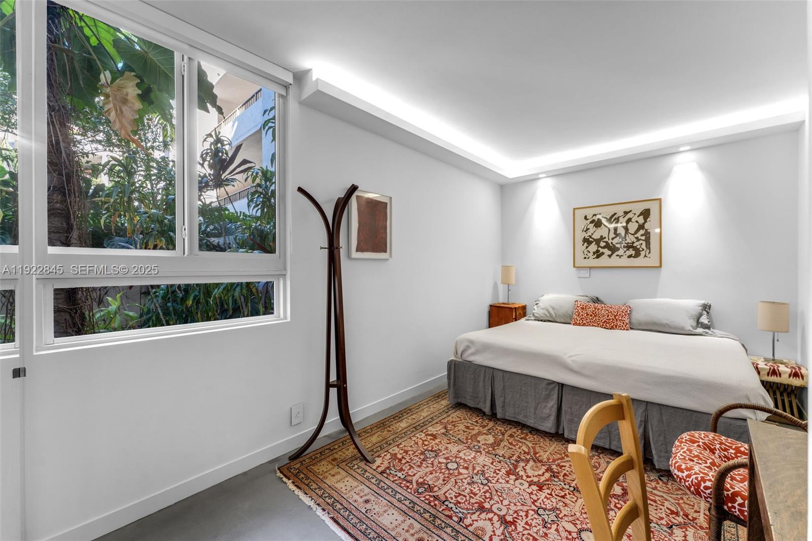 161 Crandon Blvd #125, Key Biscayne FL 33149