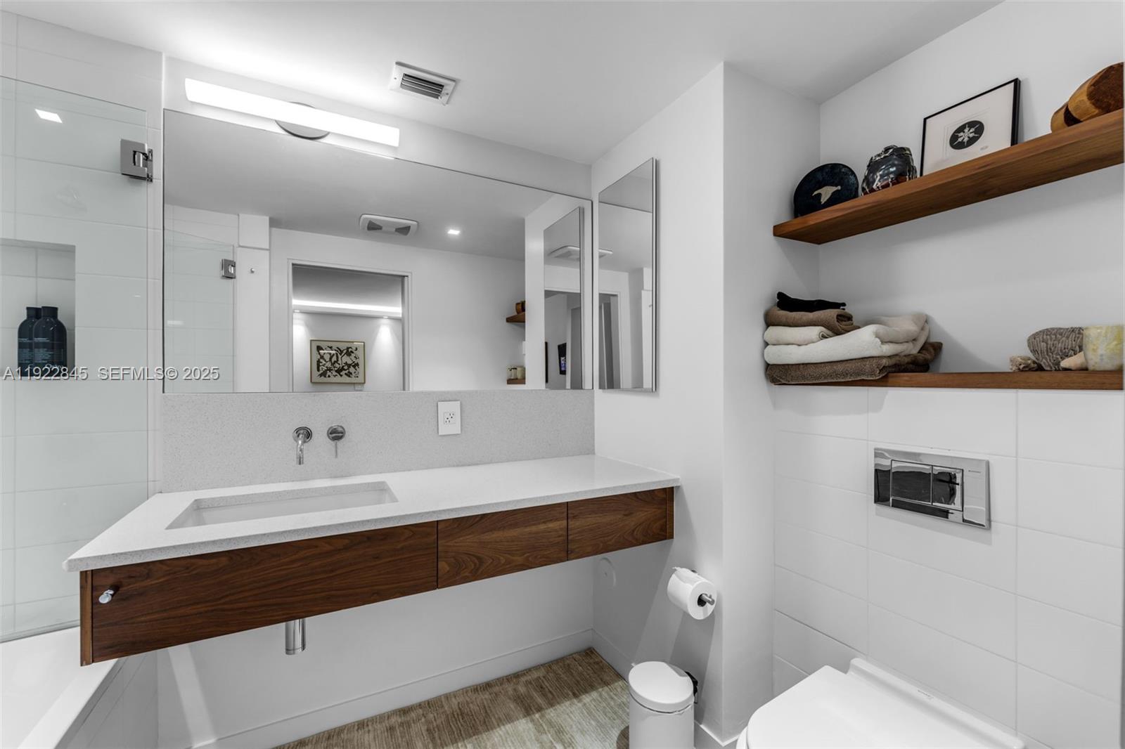161 Crandon Blvd #125, Key Biscayne FL 33149