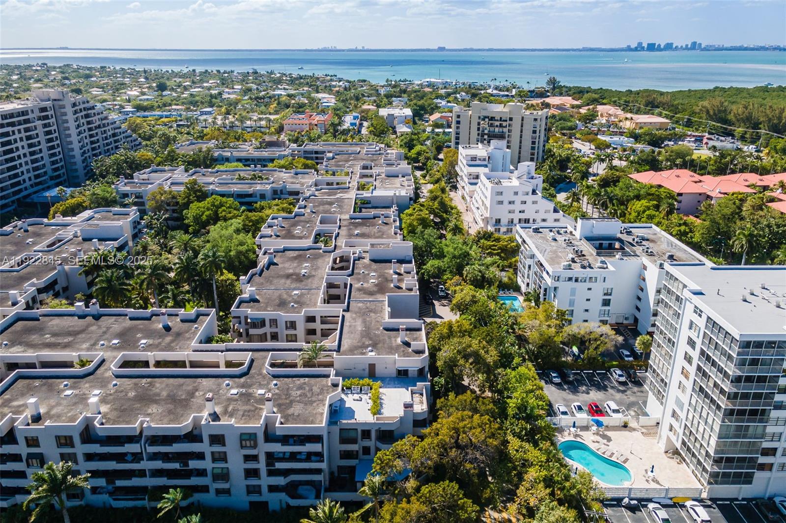 161 Crandon Blvd #125, Key Biscayne FL 33149