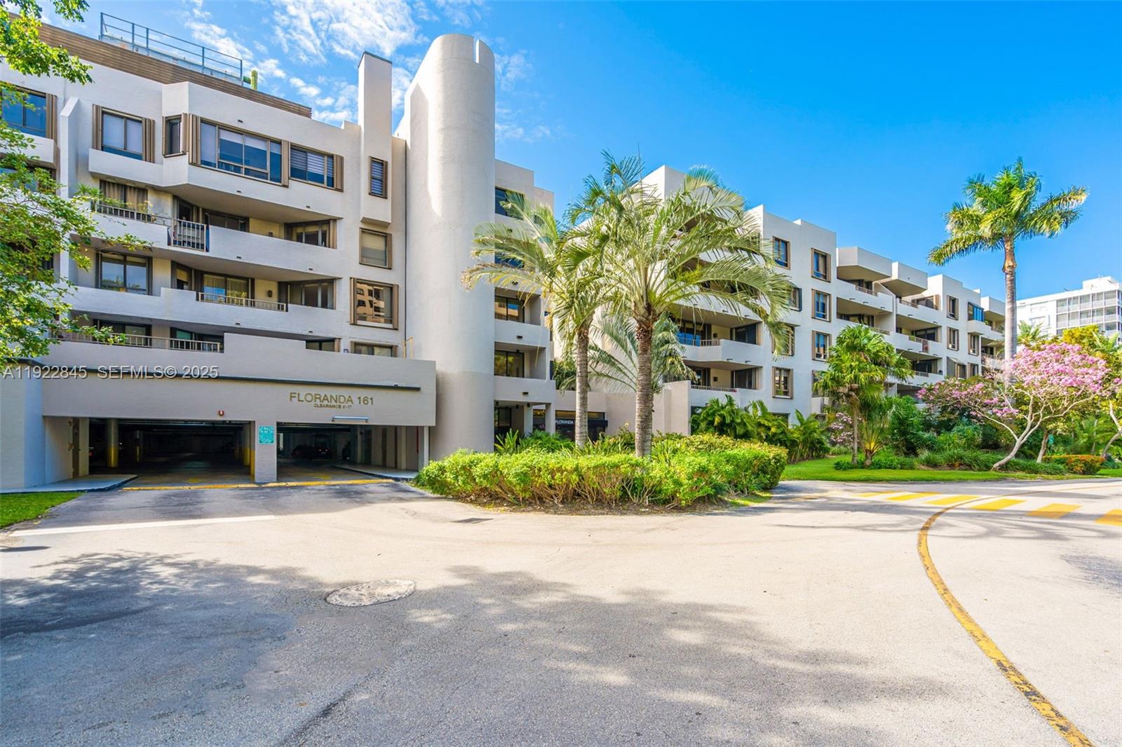 161 Crandon Blvd #125, Key Biscayne FL 33149