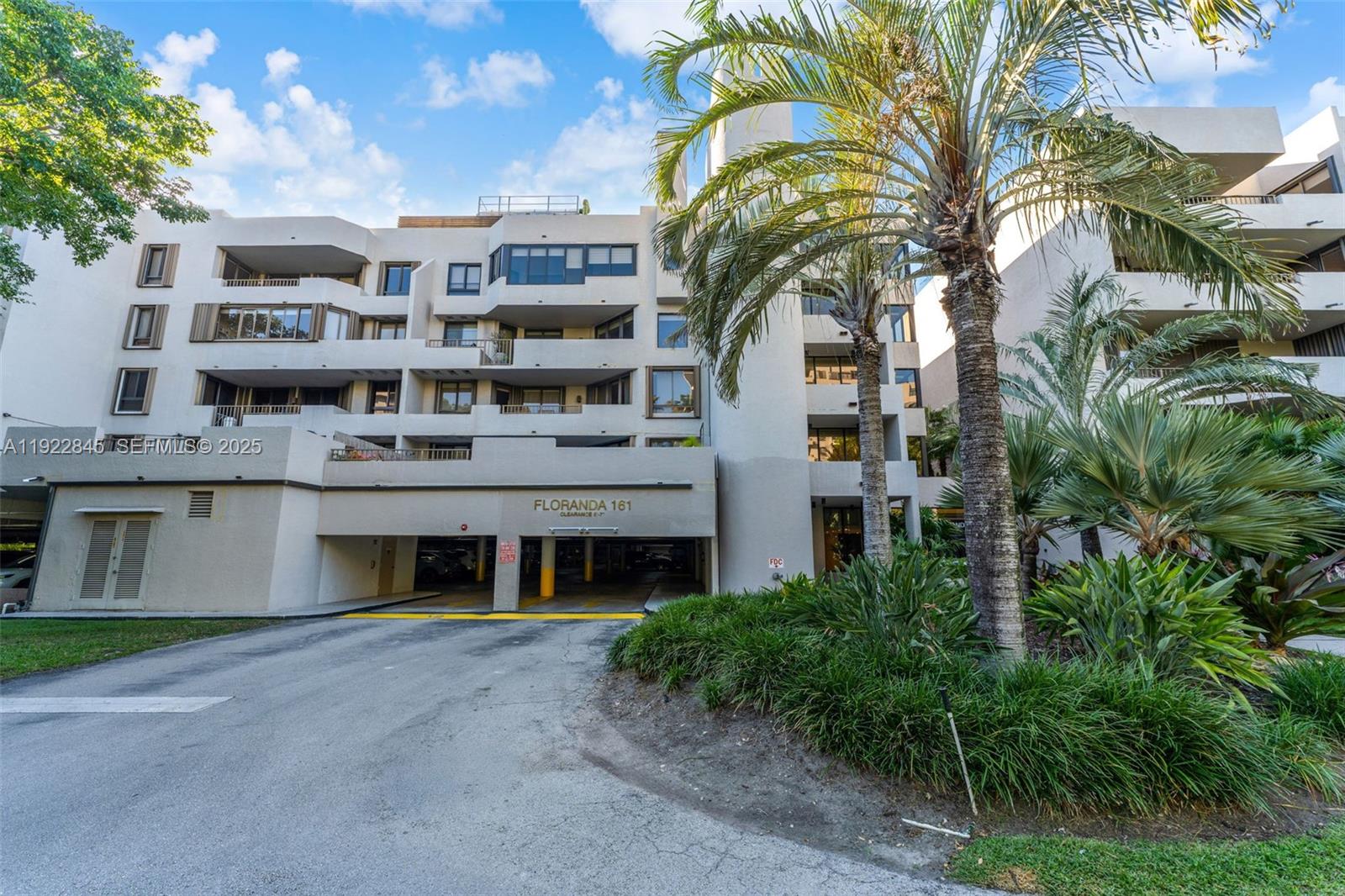 161 Crandon Blvd #125, Key Biscayne FL 33149