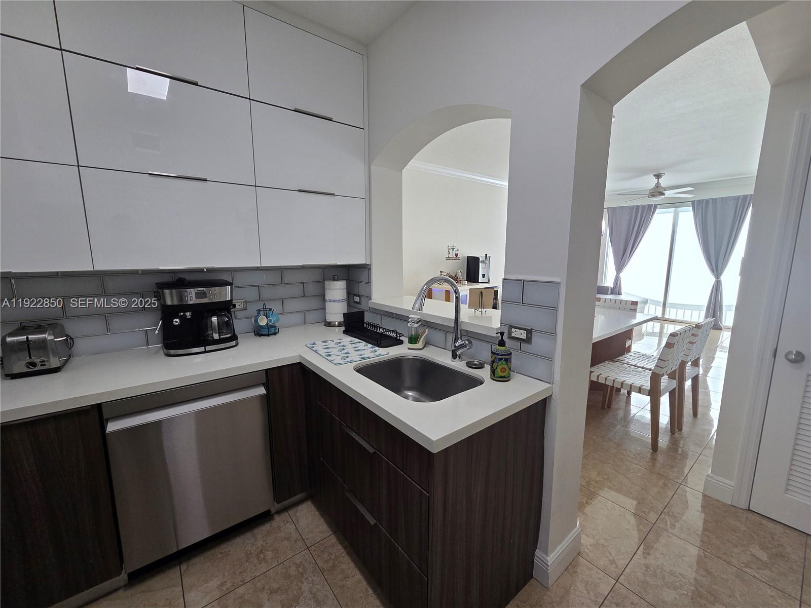9172 Collins Ave #403, Surfside FL 33154