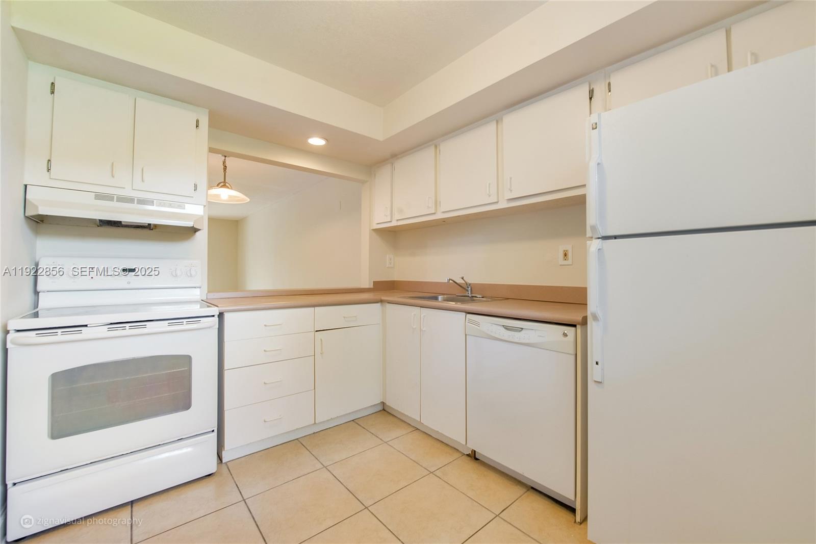 4600 SW 67th Ave #125, Miami FL 33155