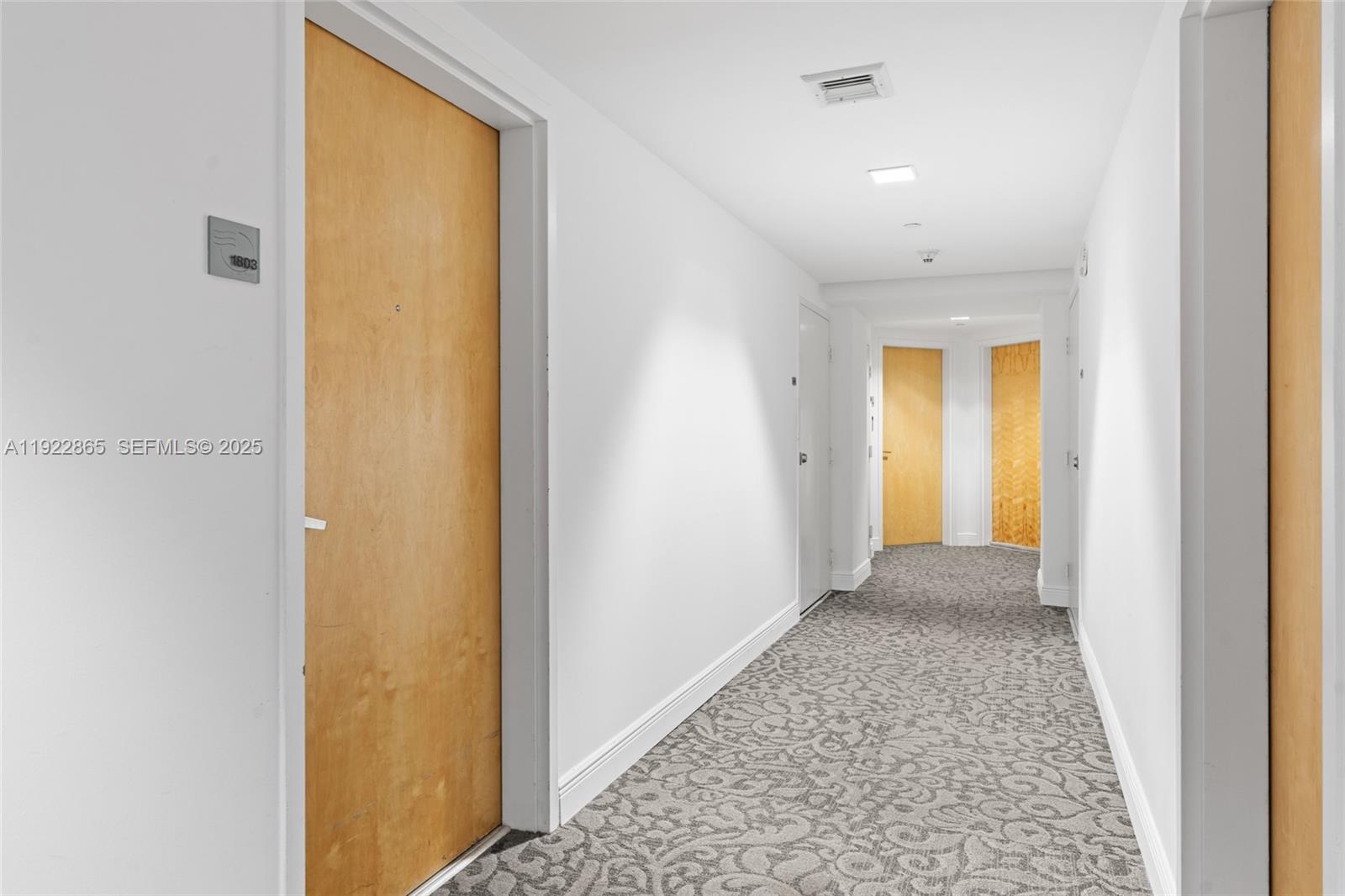 350 S Miami Ave #1803, Miami FL 33130