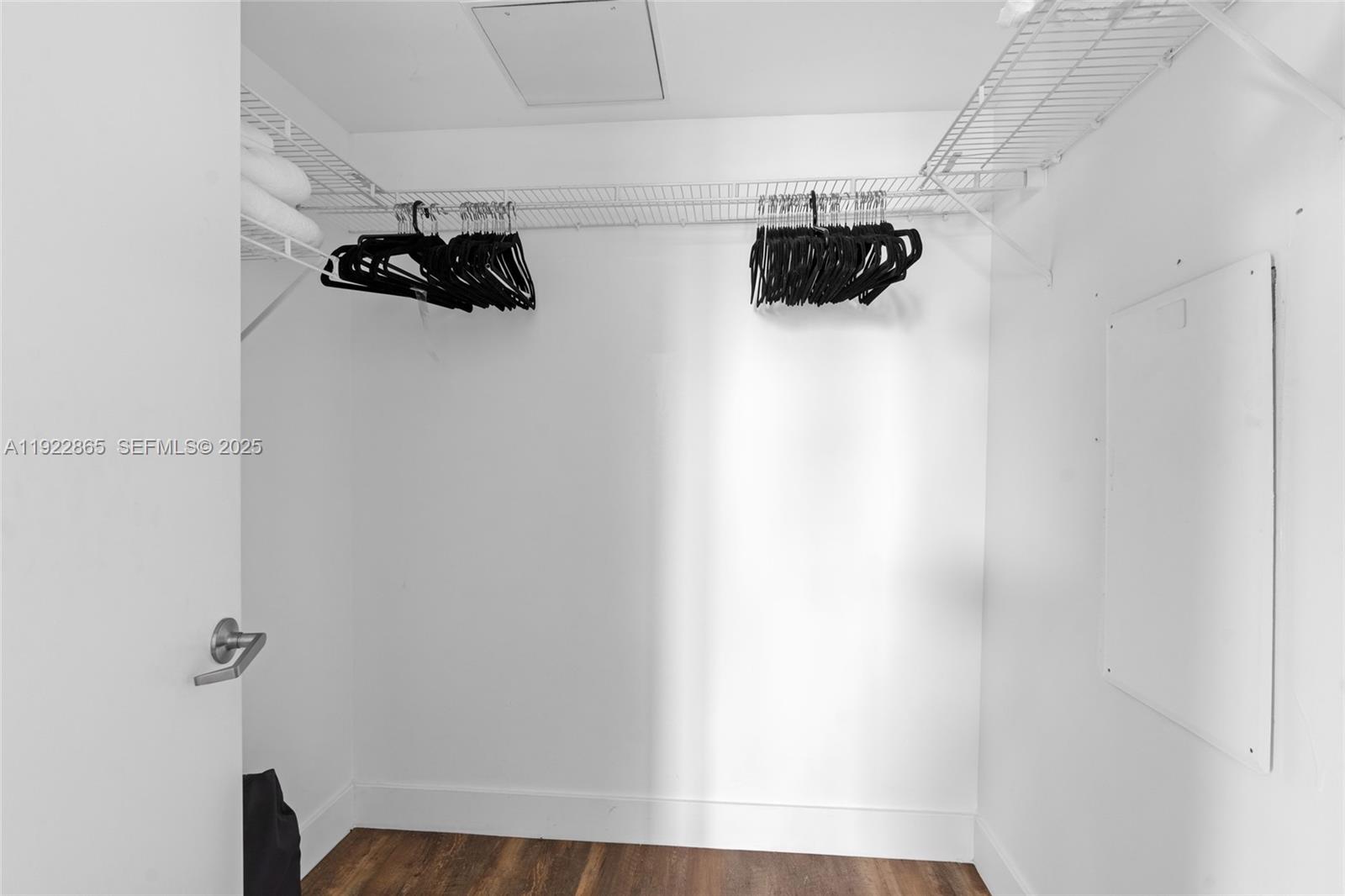 350 S Miami Ave #1803, Miami FL 33130