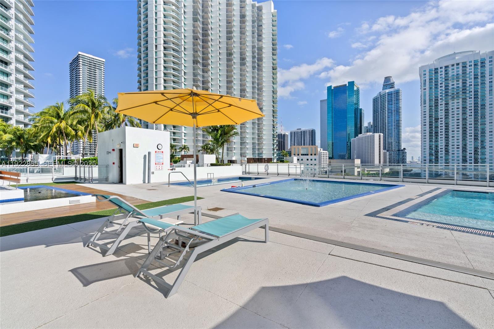 350 S Miami Ave #1803, Miami FL 33130
