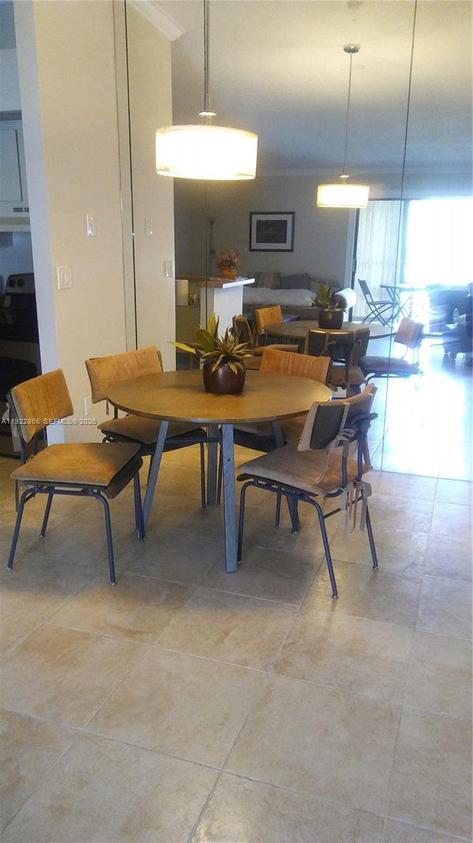 9978 N Belfort Cir #206, Tamarac FL 33321