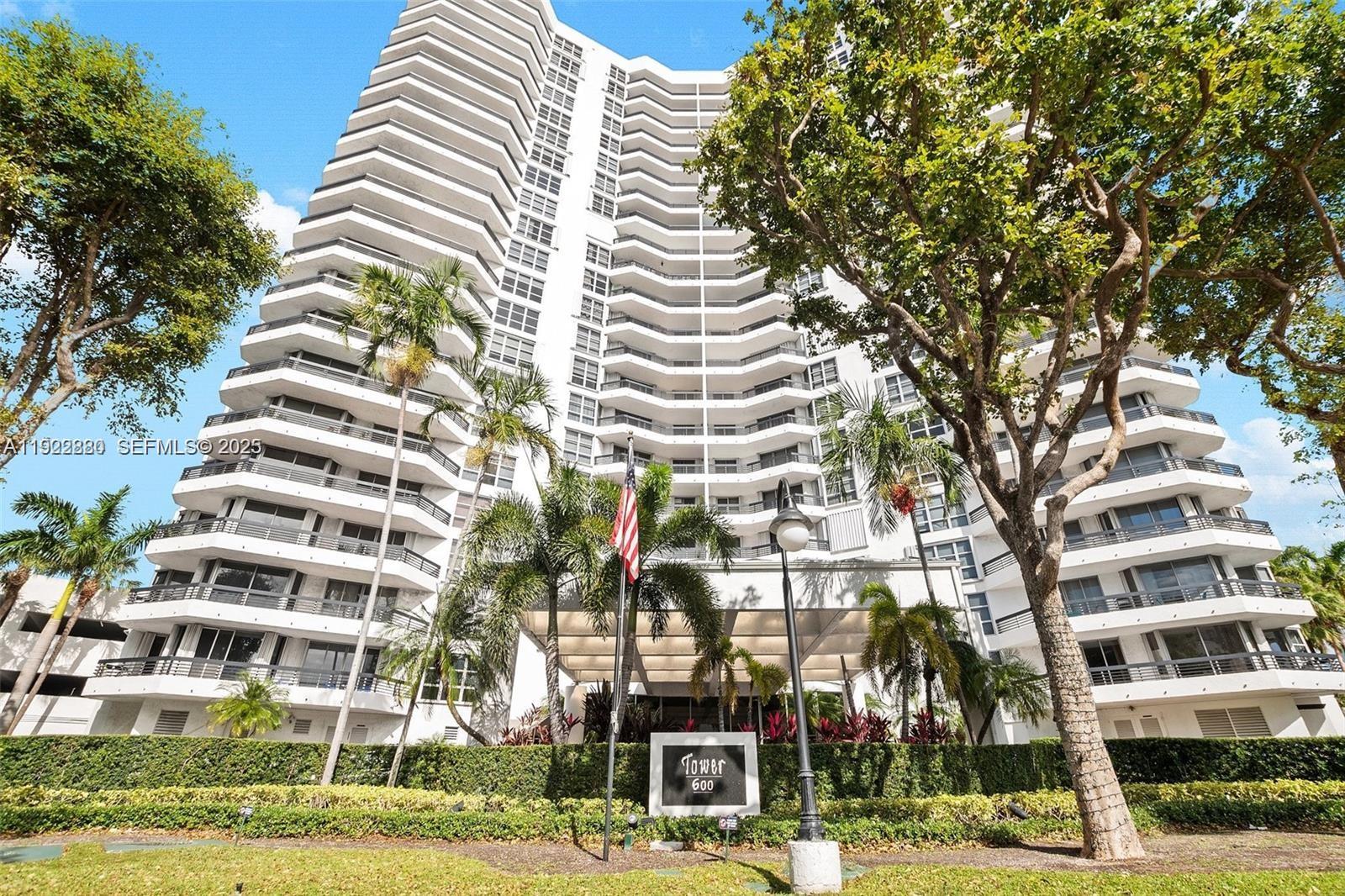 3400 NE 192nd St #504, Aventura FL 33180