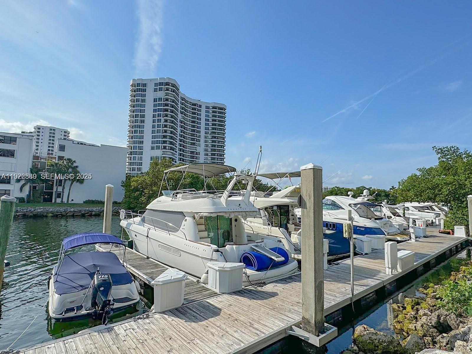 3400 NE 192nd St #504, Aventura FL 33180