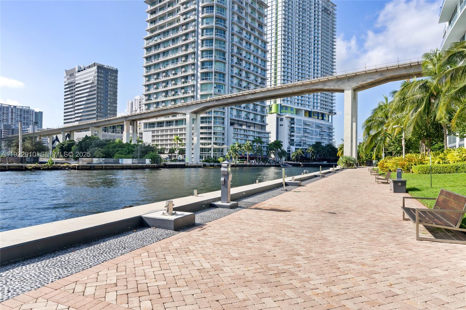 350 S Miami Ave #1803, Miami FL 33130