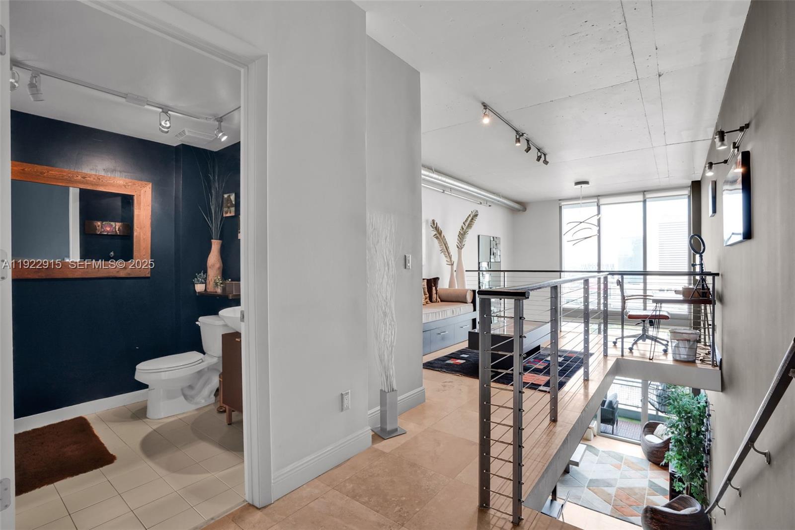 690 SW 1st Ct #2315, Miami FL 33130