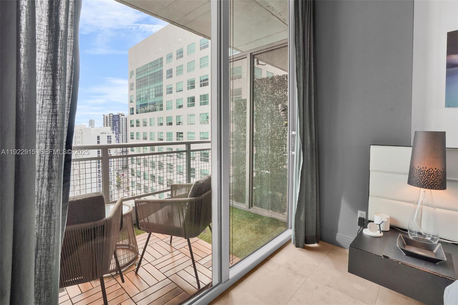 690 SW 1st Ct #2315, Miami FL 33130