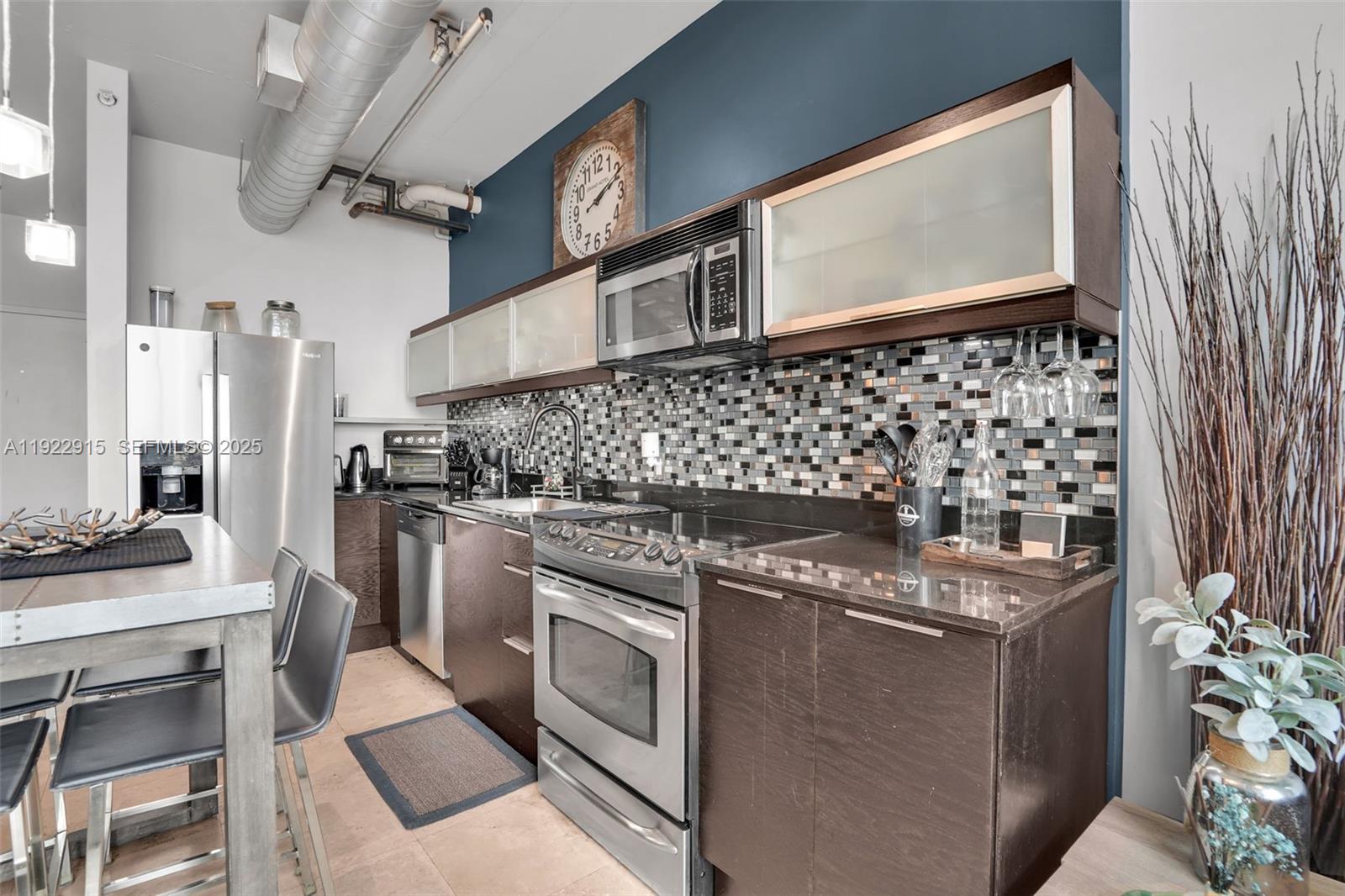 690 SW 1st Ct #2315, Miami FL 33130