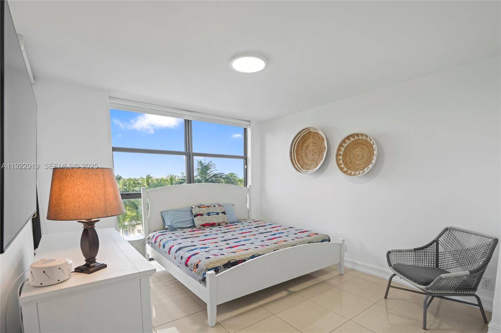1000 W Island Blvd #504, Aventura FL 33160