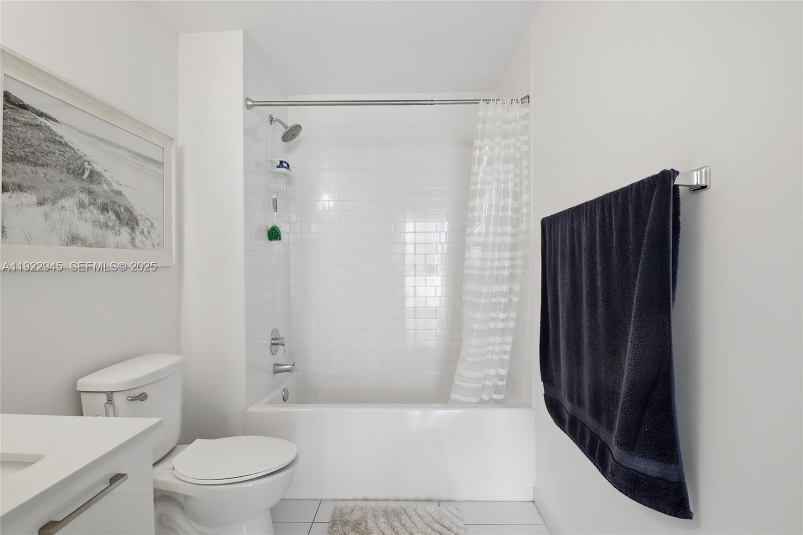 151 SE 1st St #1810, Miami FL 33131