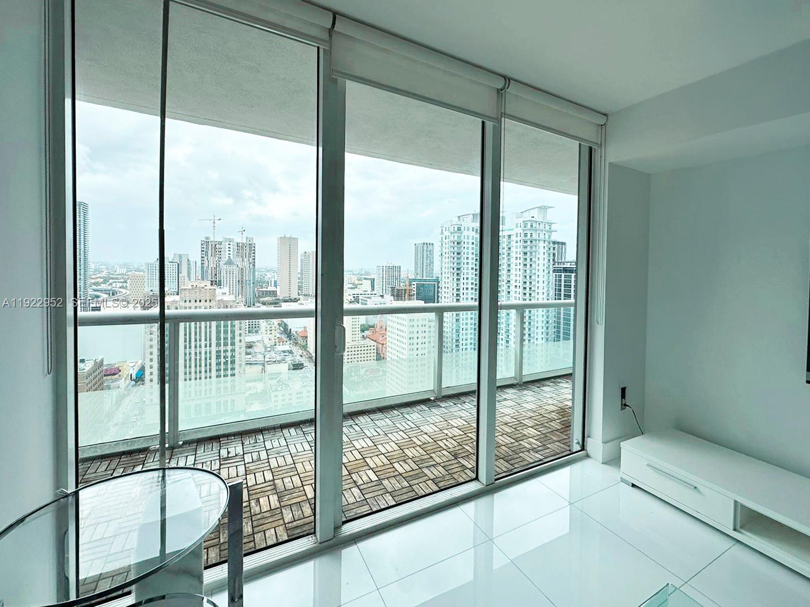 50 Biscayne Blvd #3107, Miami FL 33132