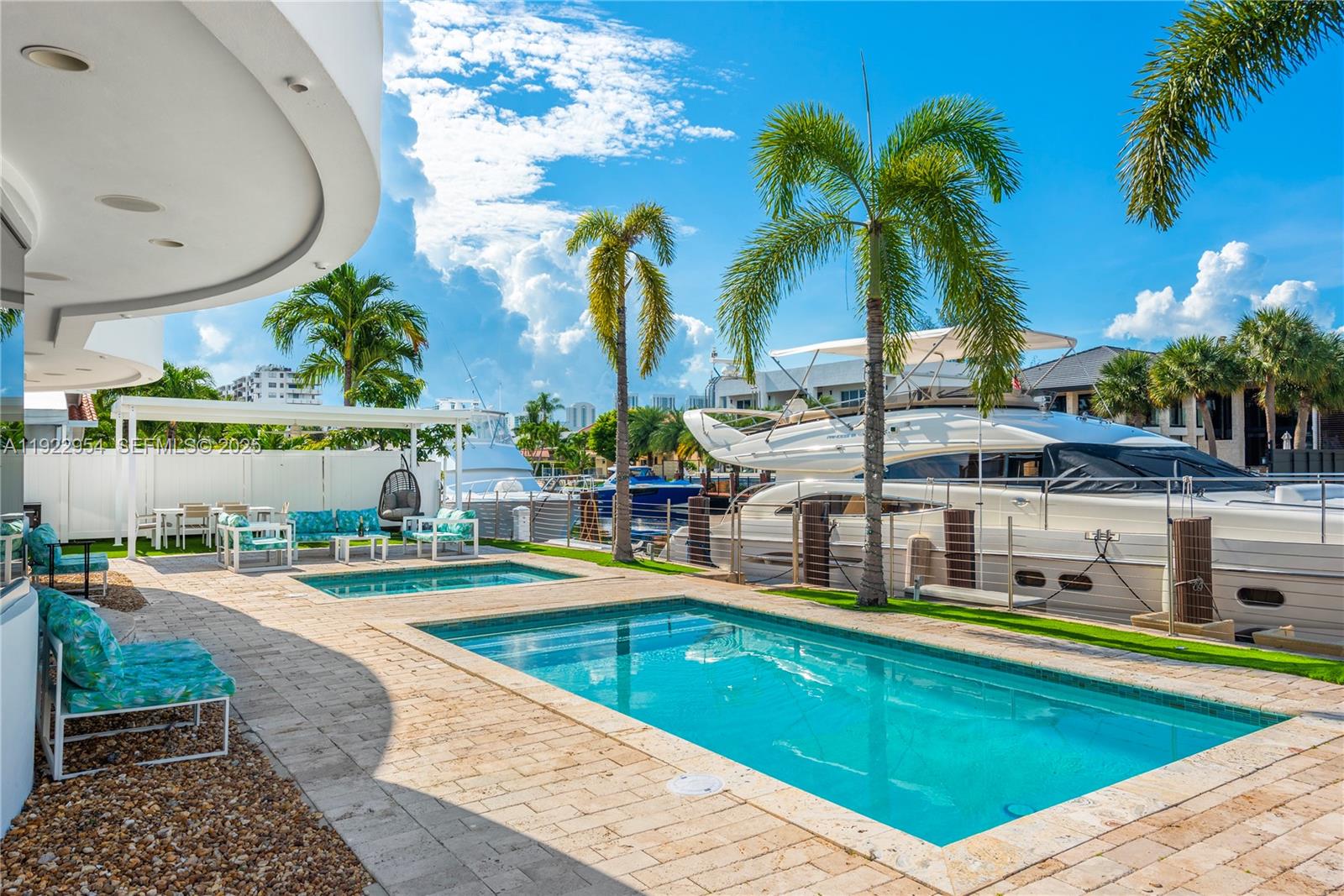 3344 NE 167th St, North Miami Beach FL 33160