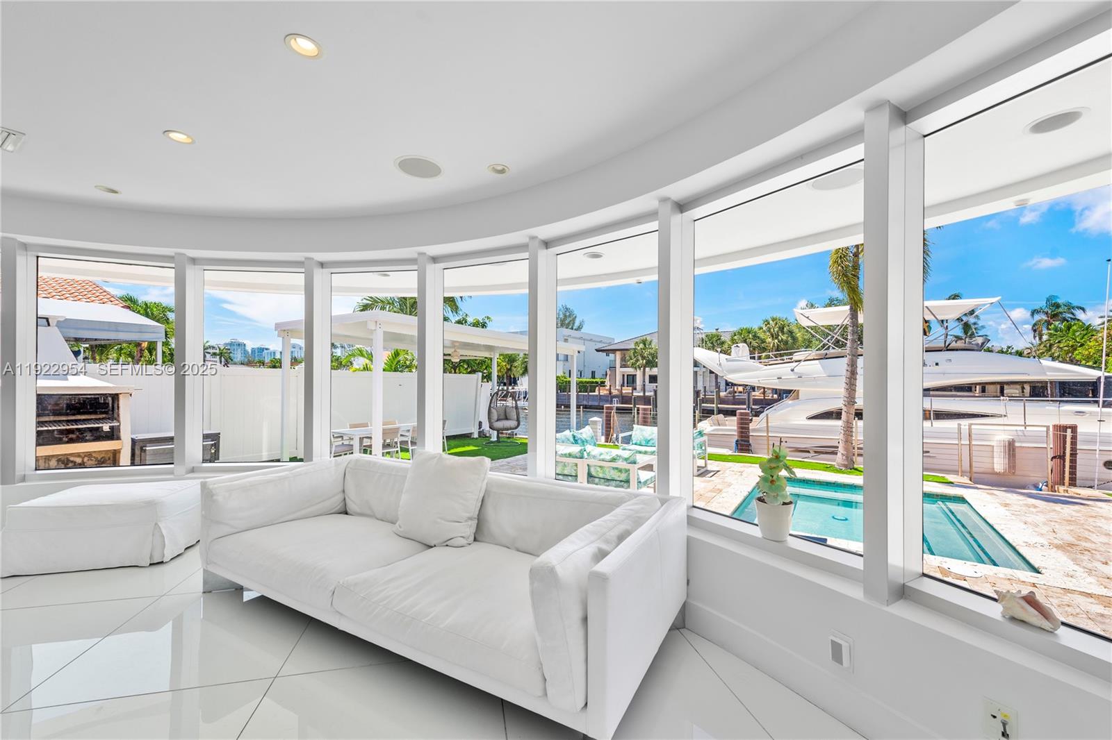 3344 NE 167th St, North Miami Beach FL 33160