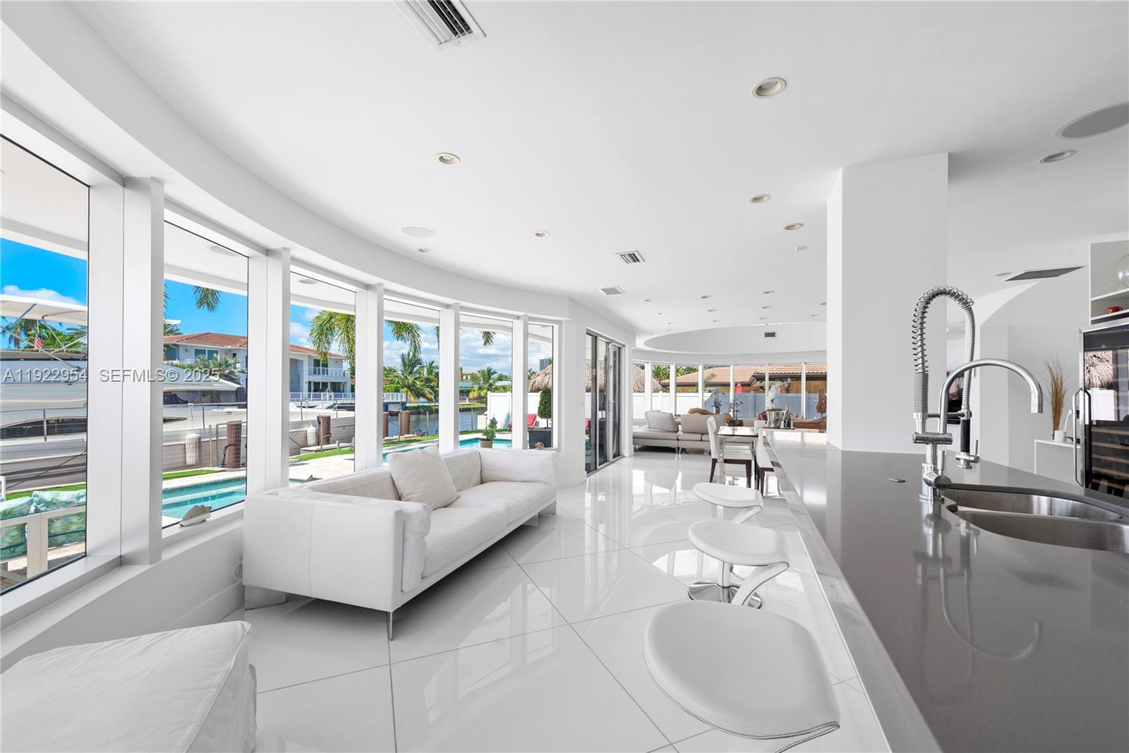 3344 NE 167th St, North Miami Beach FL 33160