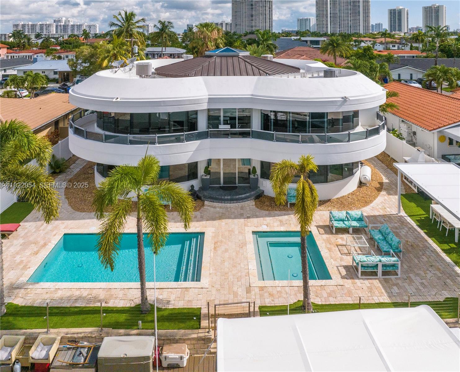 3344 NE 167th St, North Miami Beach FL 33160