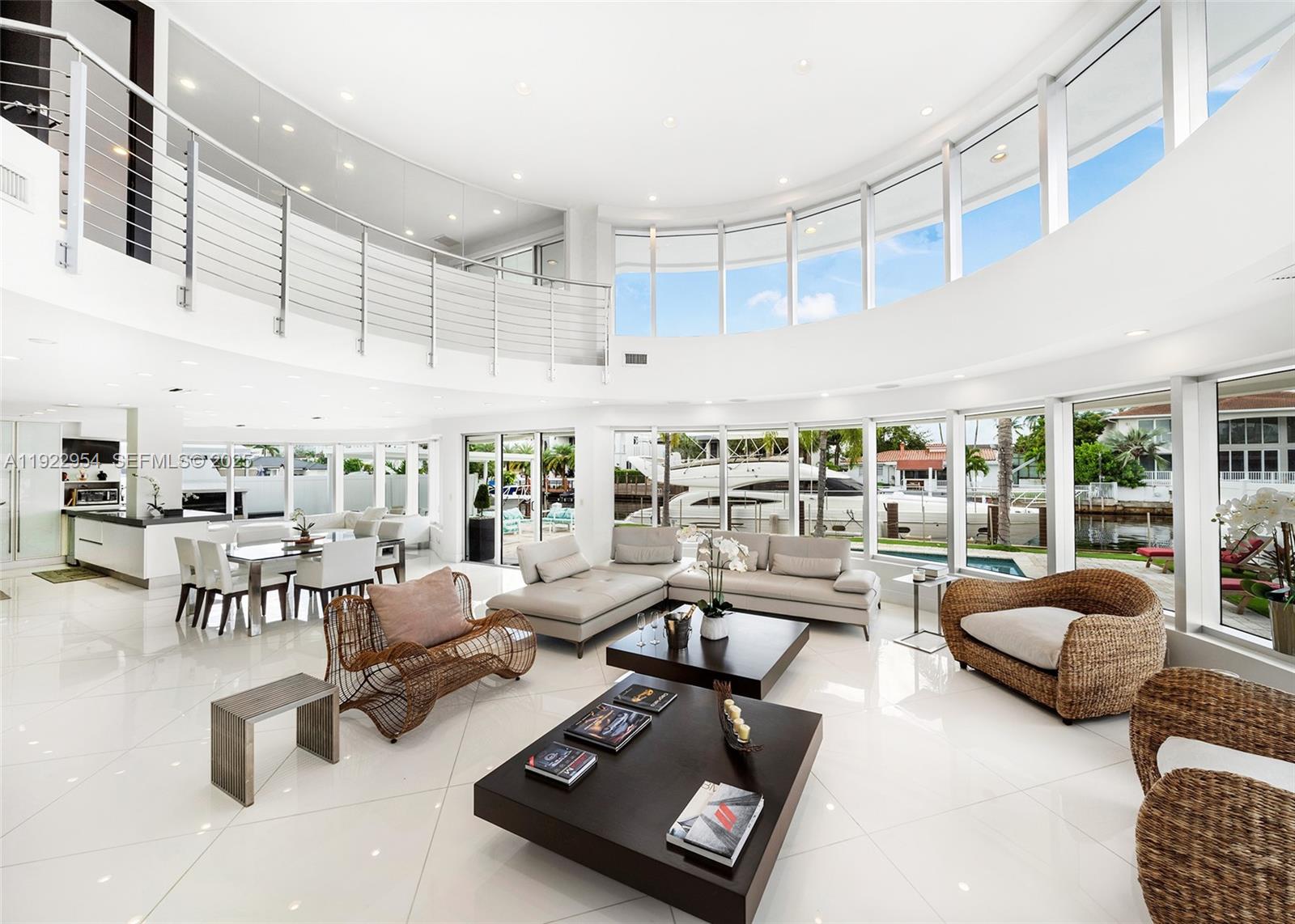 3344 NE 167th St, North Miami Beach FL 33160