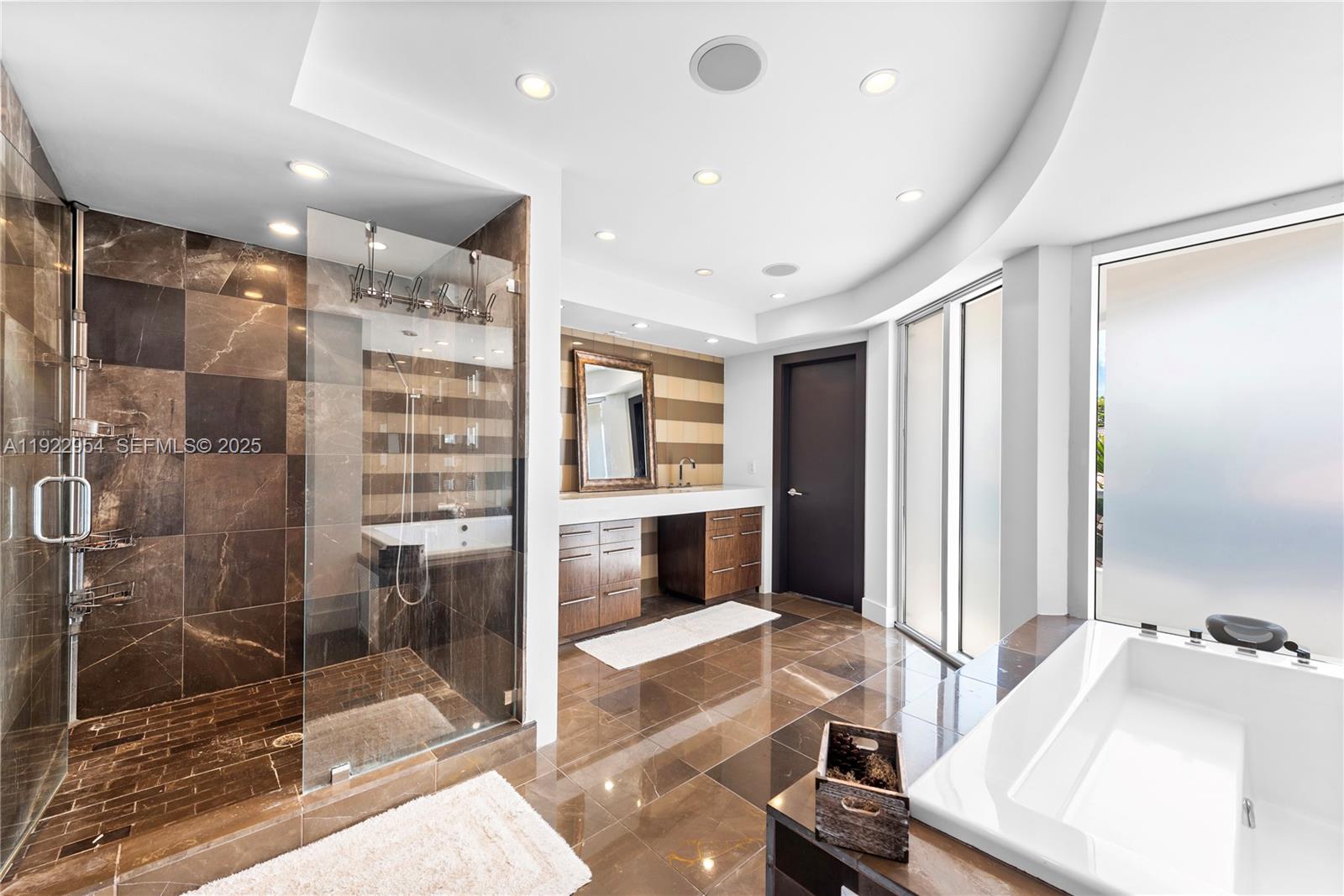 3344 NE 167th St, North Miami Beach FL 33160