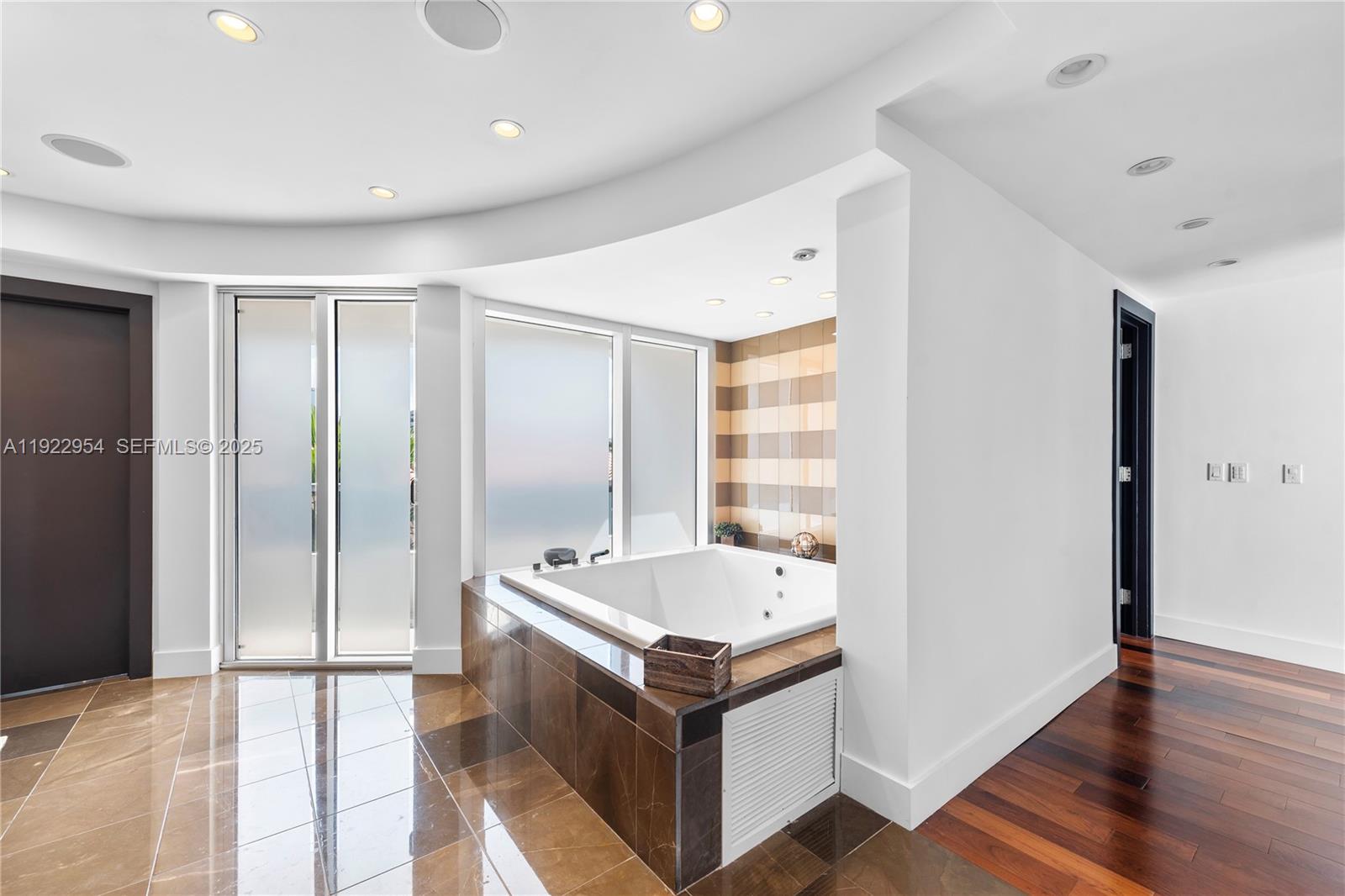 3344 NE 167th St, North Miami Beach FL 33160