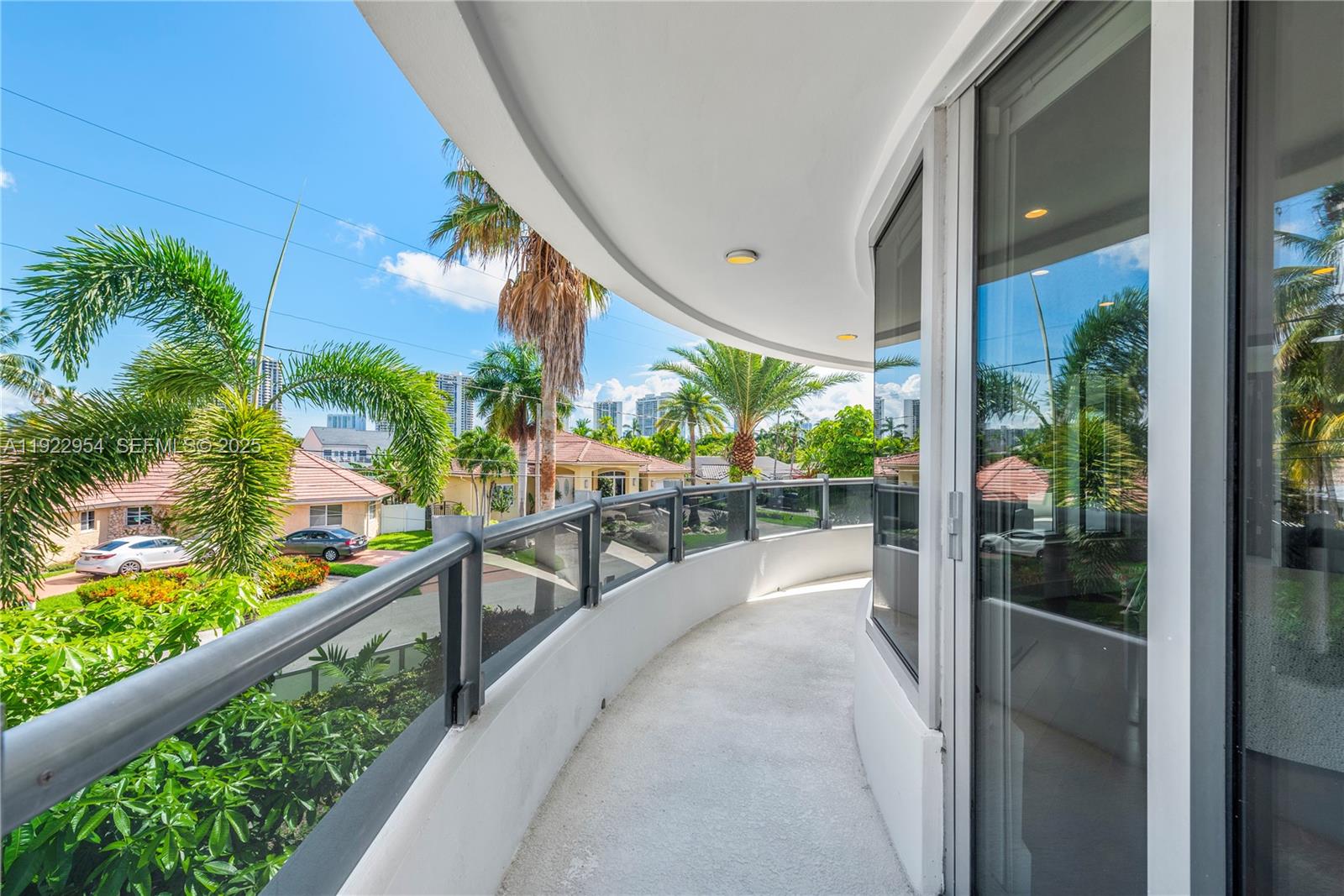 3344 NE 167th St, North Miami Beach FL 33160