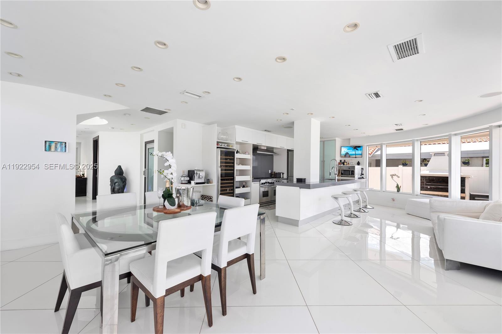 3344 NE 167th St, North Miami Beach FL 33160