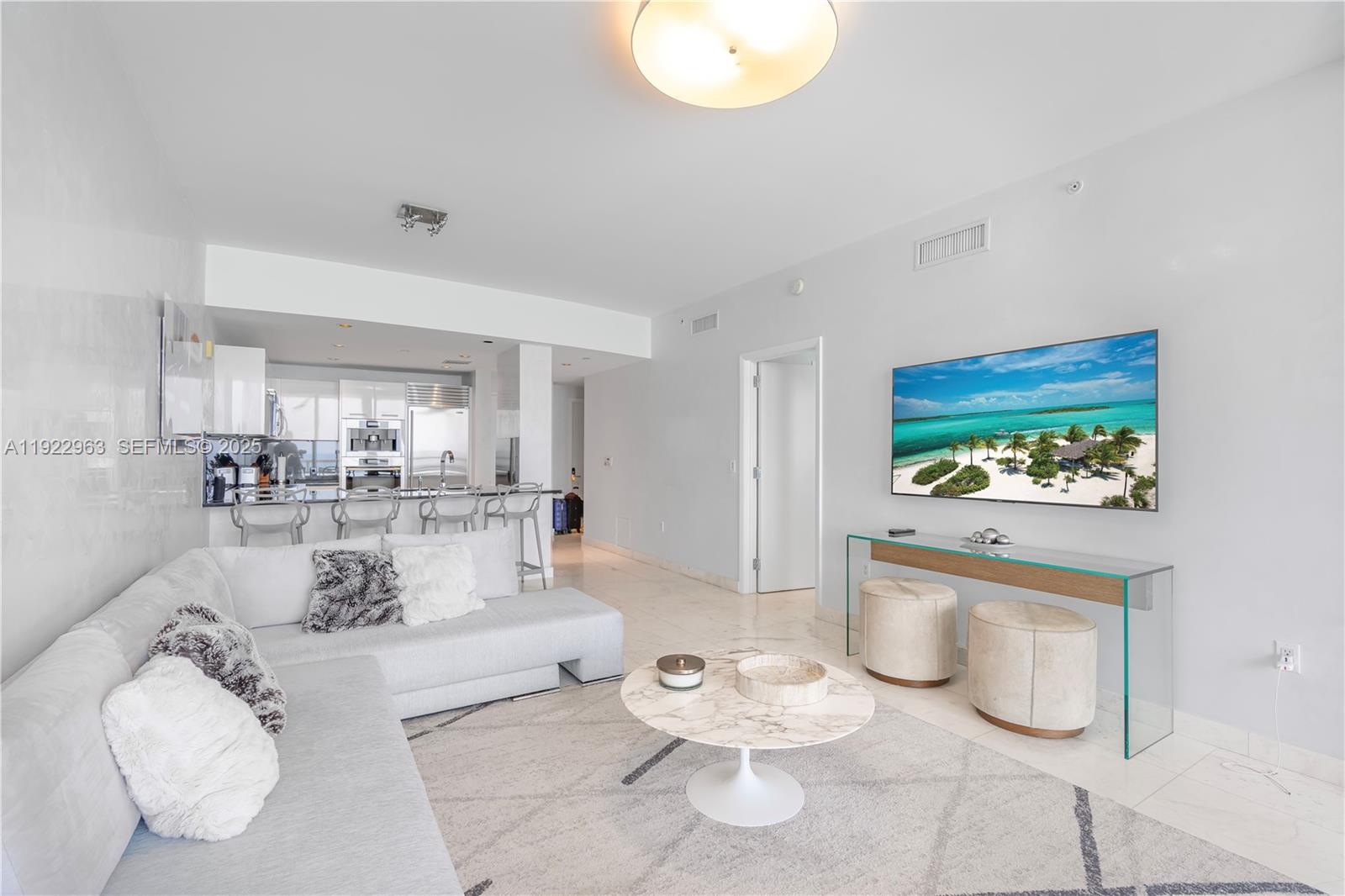 17121 Collins Ave #903, Sunny Isles Beach FL 33160