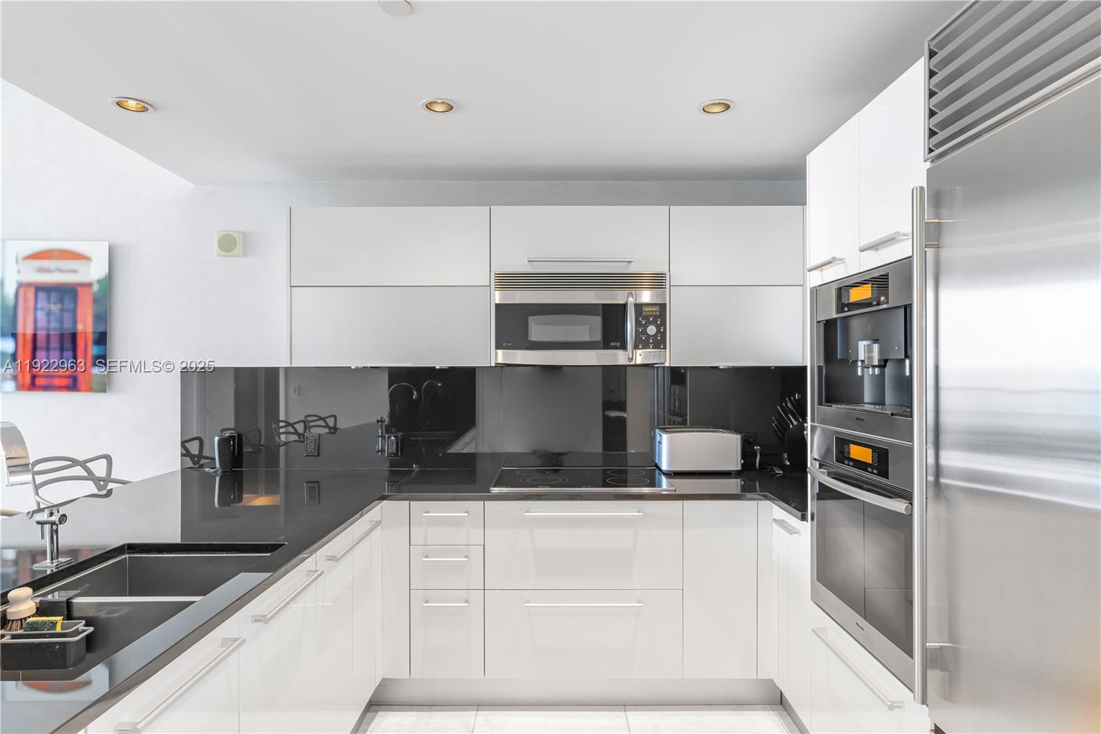 17121 Collins Ave #903, Sunny Isles Beach FL 33160