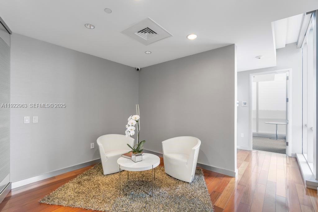 17121 Collins Ave #903, Sunny Isles Beach FL 33160