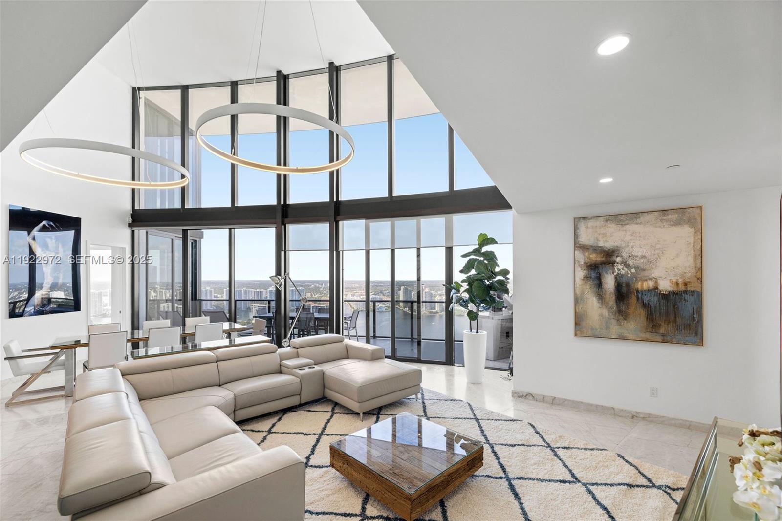18555 Collins Ave #4404, Sunny Isles Beach FL 33160