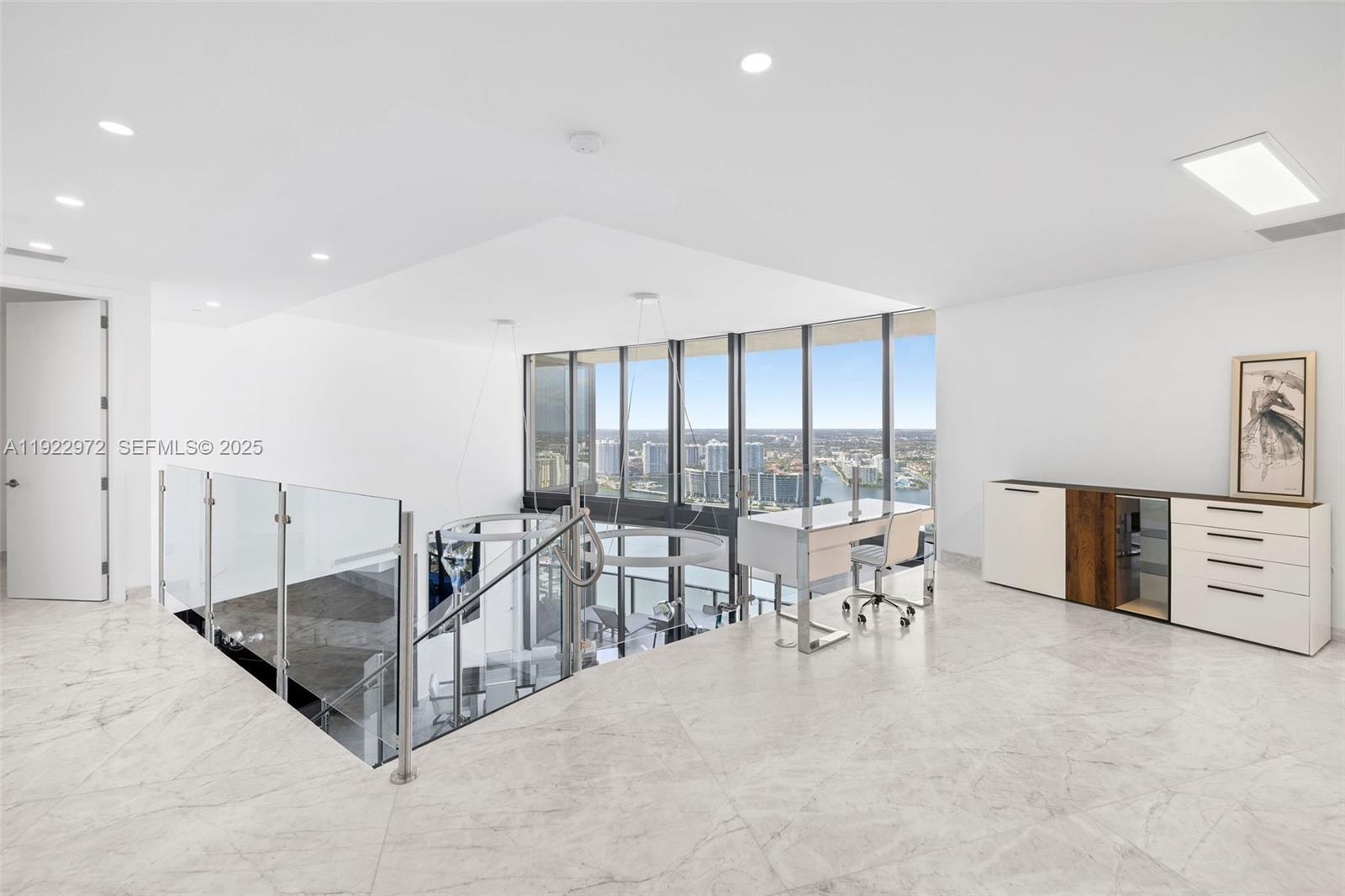 18555 Collins Ave #4404, Sunny Isles Beach FL 33160