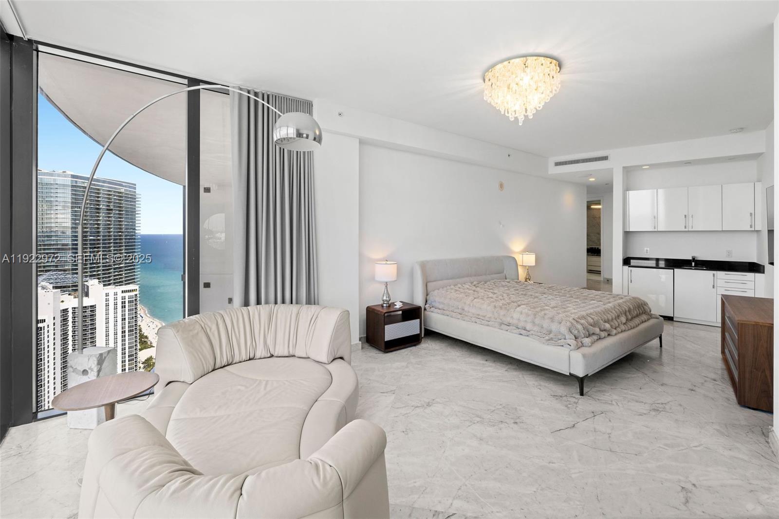 18555 Collins Ave #4404, Sunny Isles Beach FL 33160