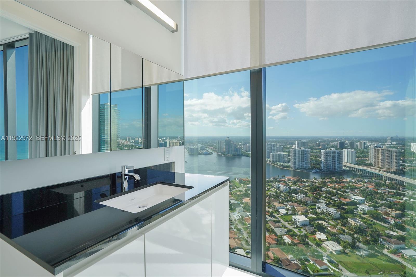 18555 Collins Ave #4404, Sunny Isles Beach FL 33160