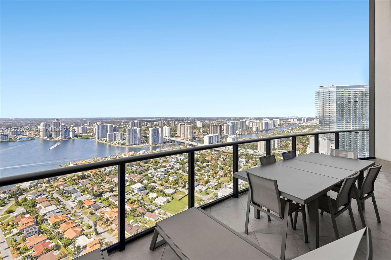 18555 Collins Ave #4404, Sunny Isles Beach FL 33160