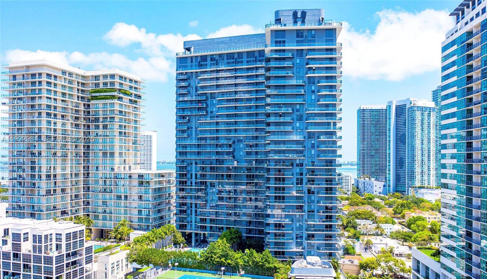 121 NE 34th St #2701, Miami FL 33137