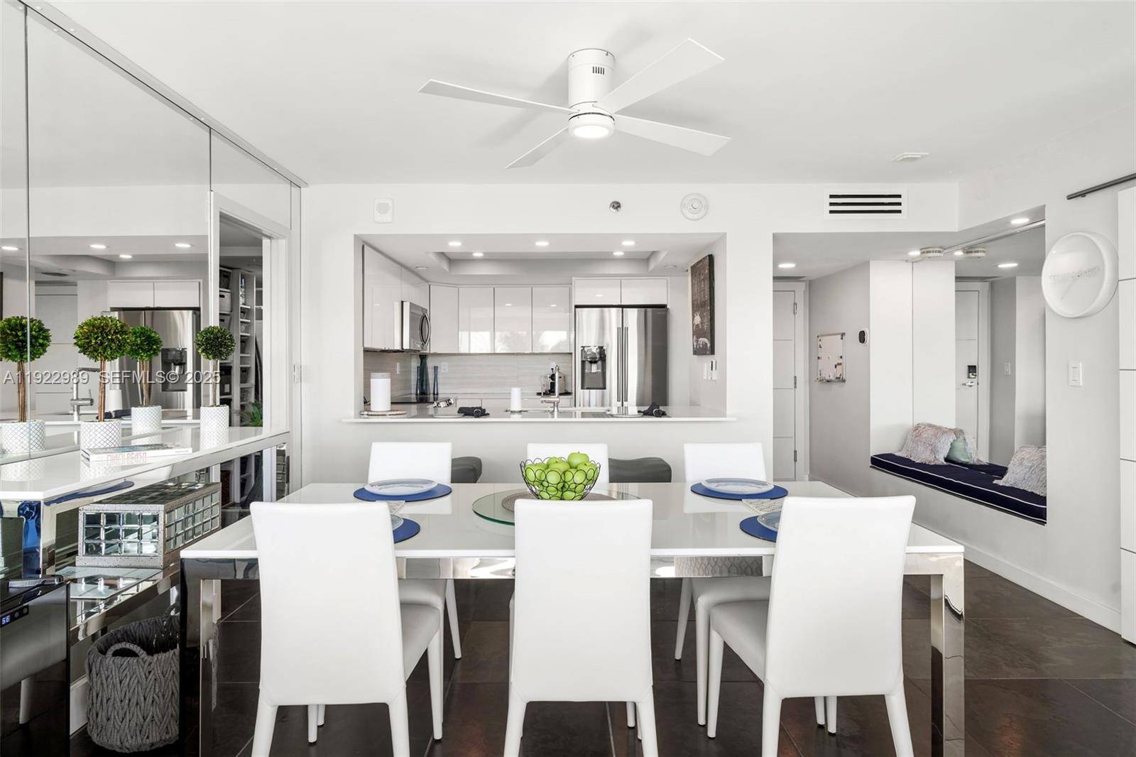 400 S Pointe Dr #401, Miami Beach FL 33139