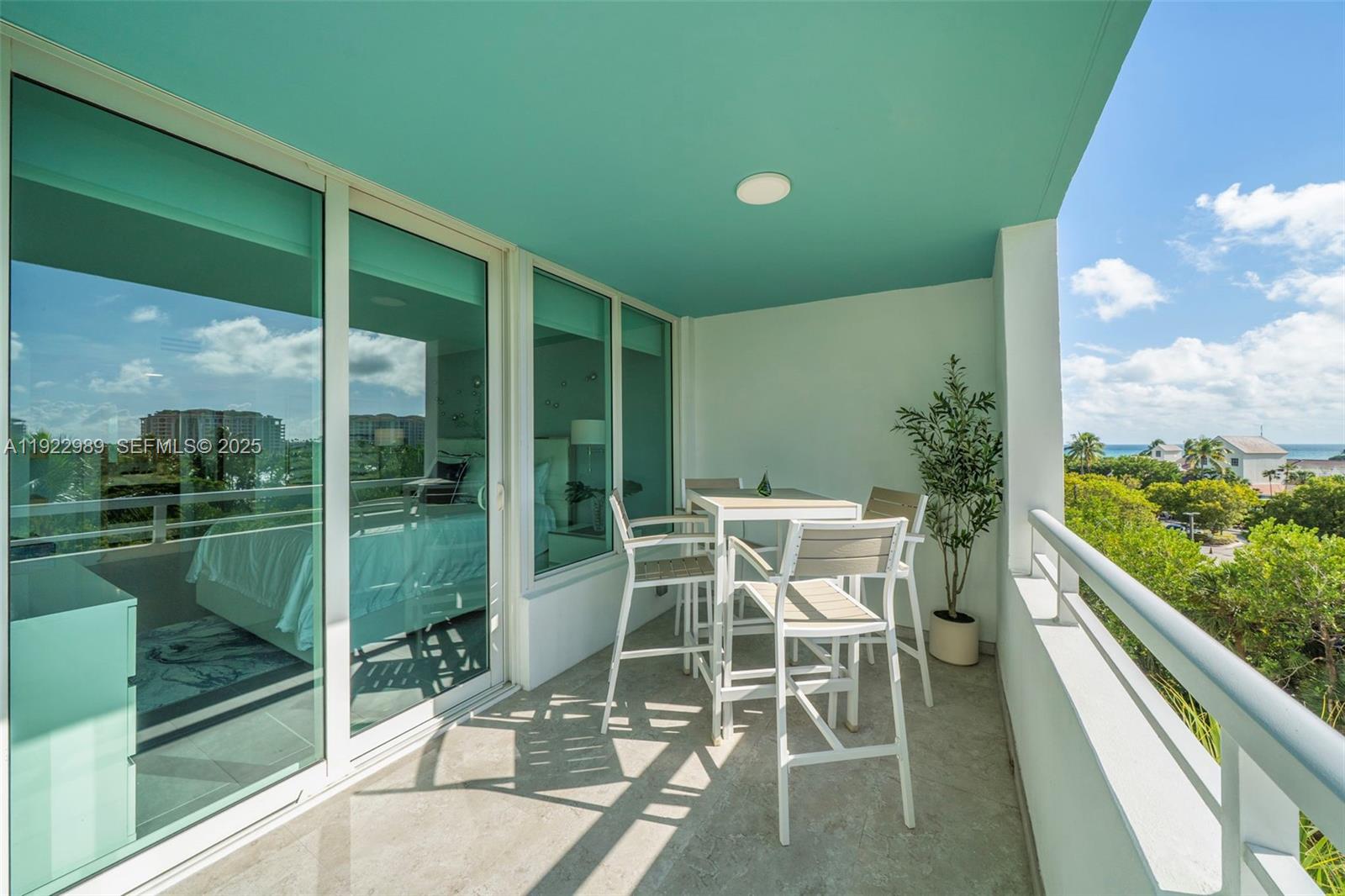 400 S Pointe Dr #401, Miami Beach FL 33139