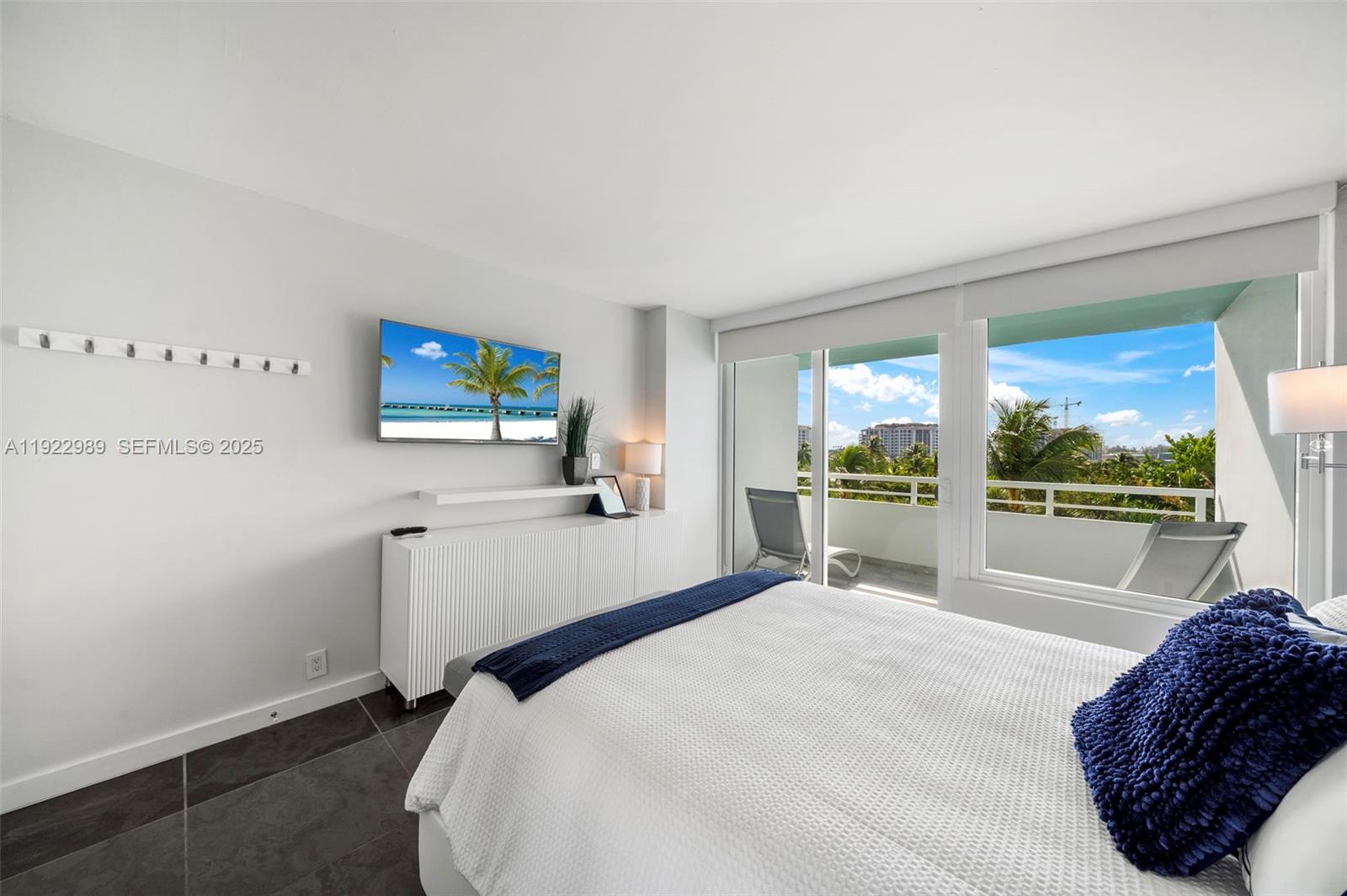 400 S Pointe Dr #401, Miami Beach FL 33139