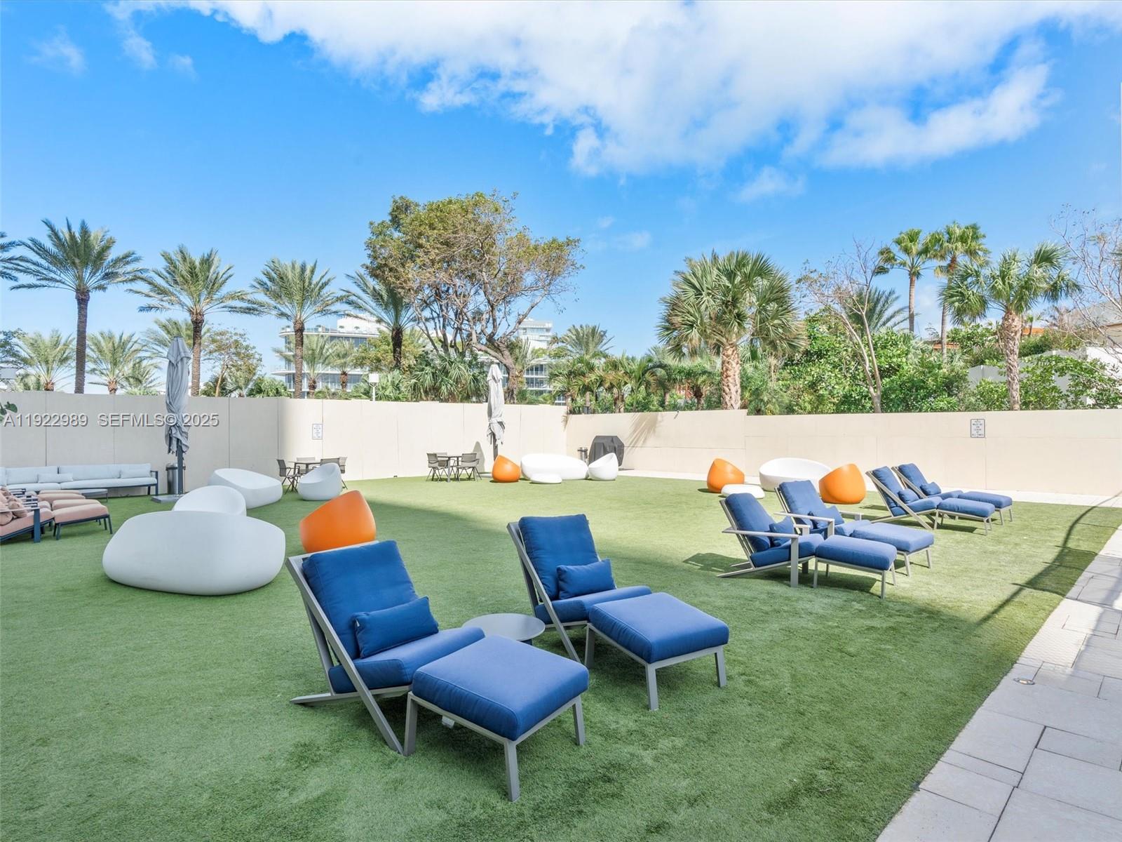 400 S Pointe Dr #401, Miami Beach FL 33139