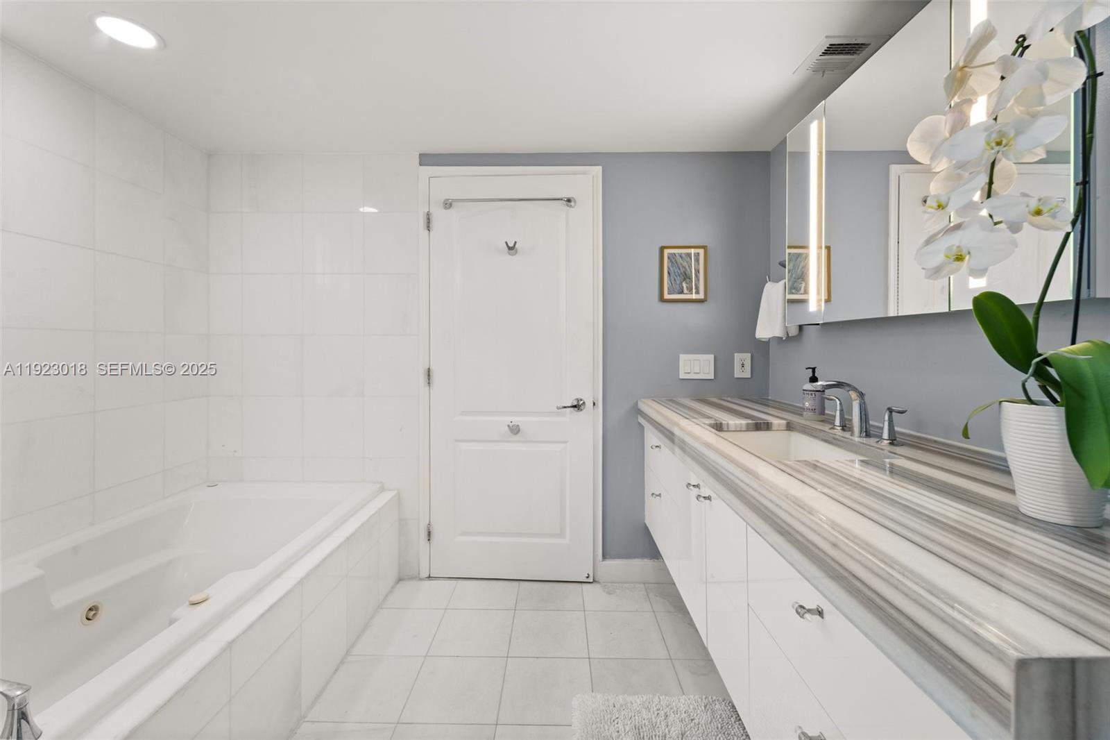 1900 Sunset Harbour Dr #2115, Miami Beach FL 33139