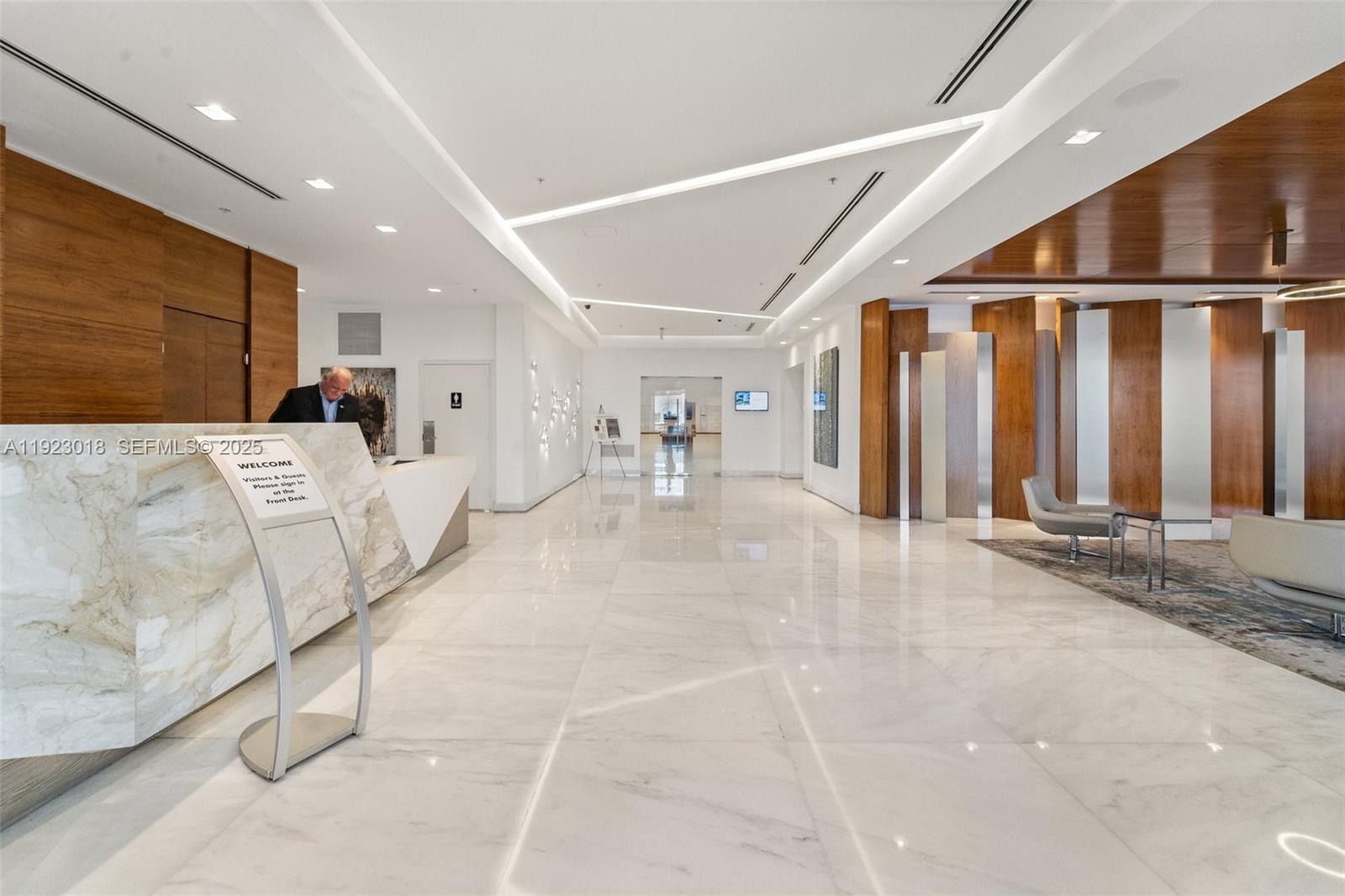 1900 Sunset Harbour Dr #2115, Miami Beach FL 33139