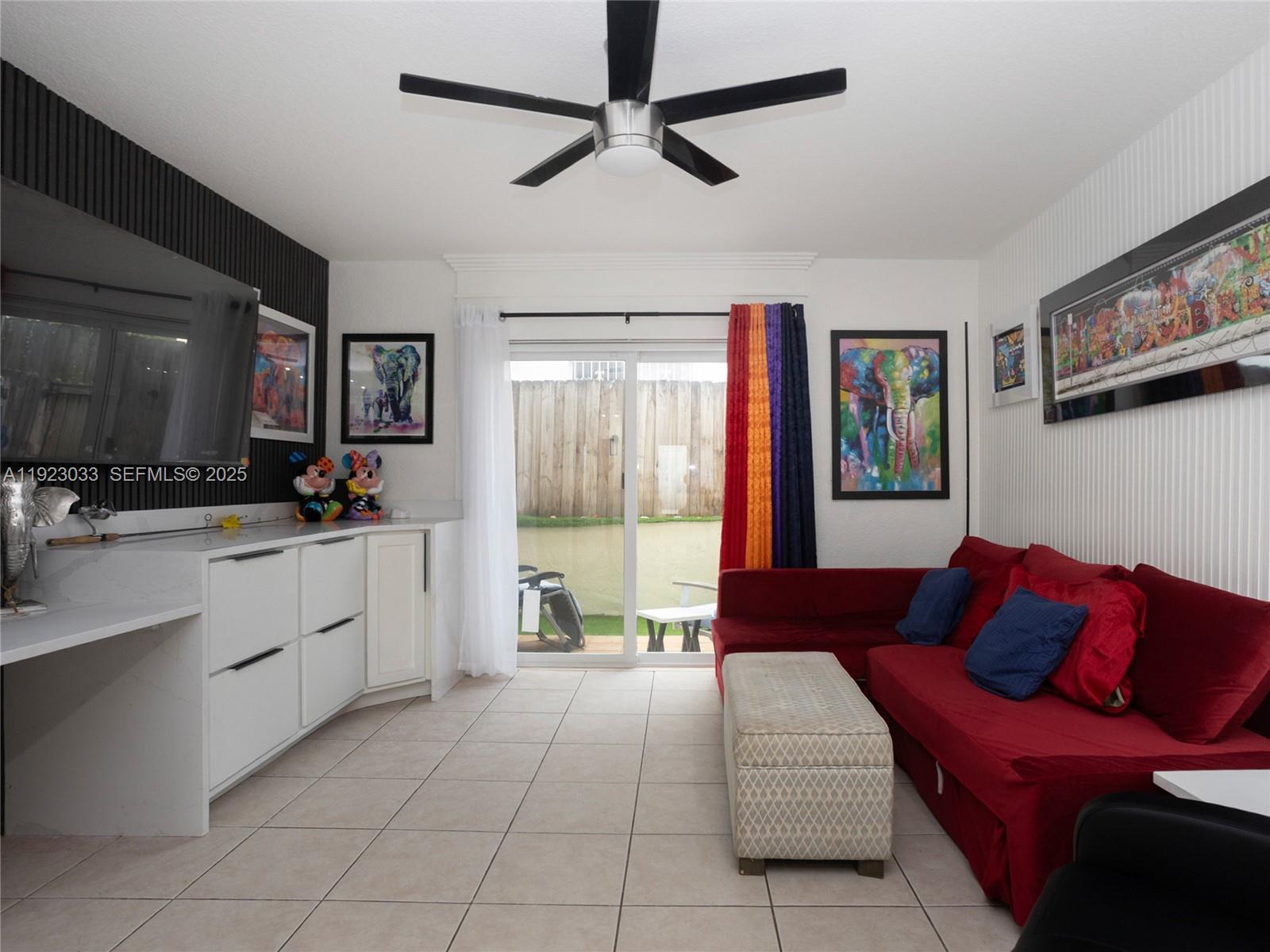 437 SW 3rd St #2, Miami FL 33130