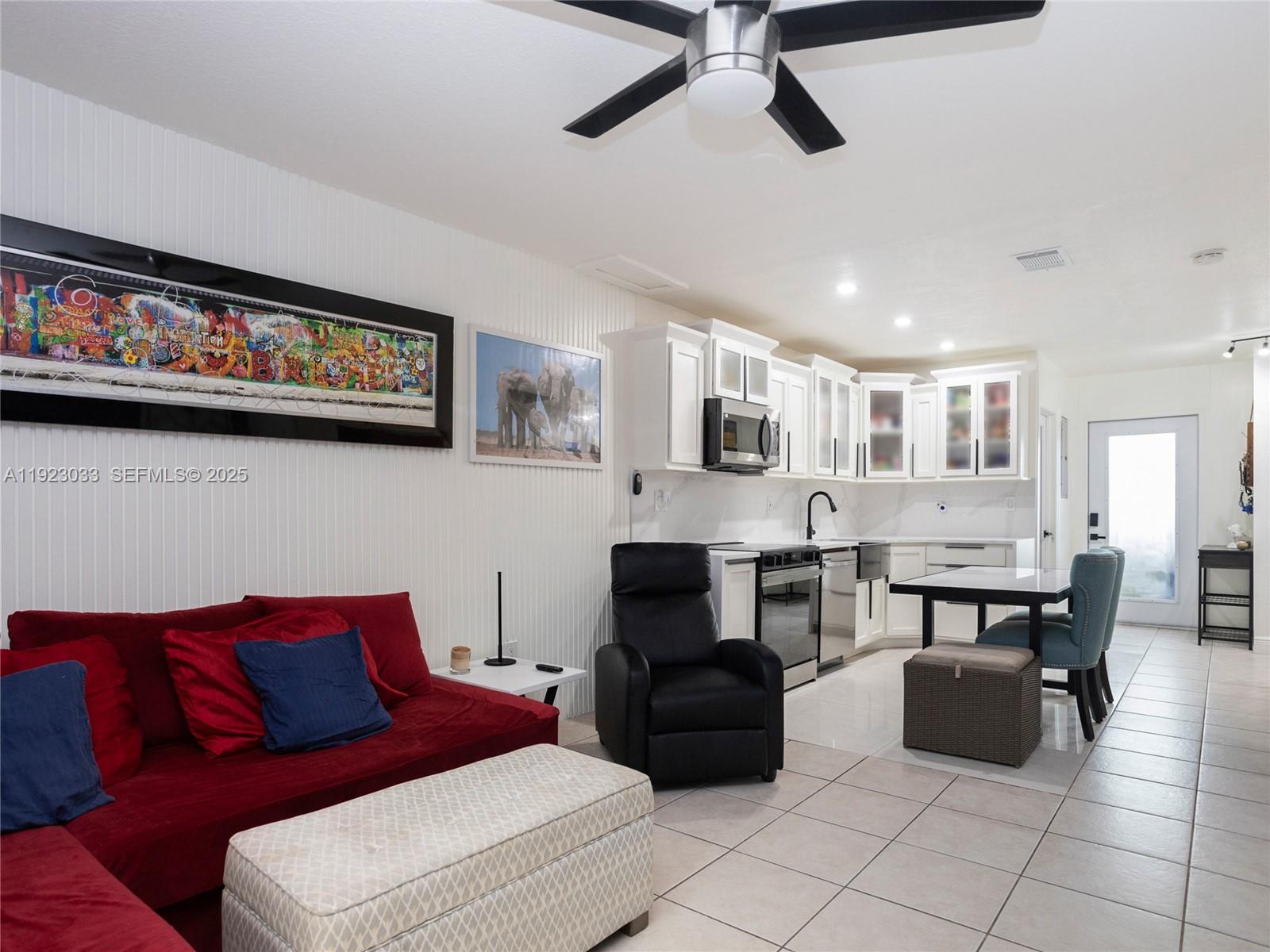 437 SW 3rd St #2, Miami FL 33130