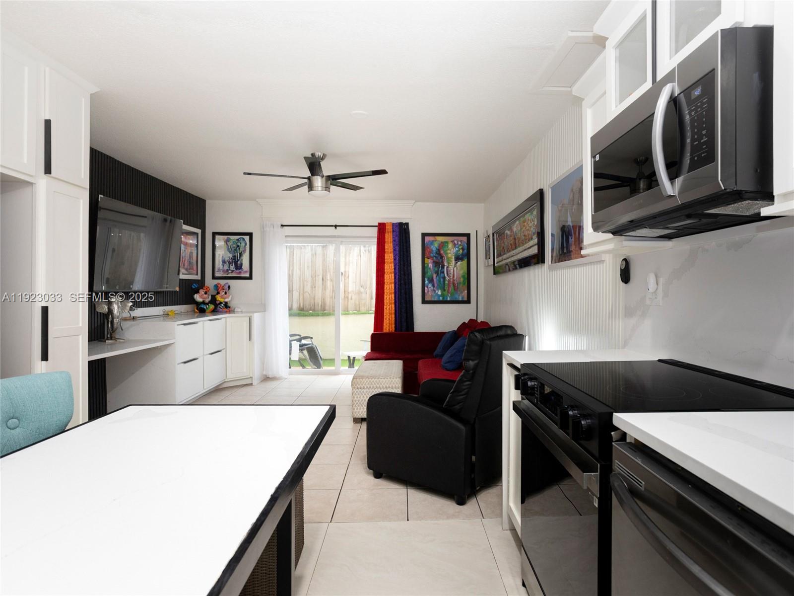 437 SW 3rd St #2, Miami FL 33130